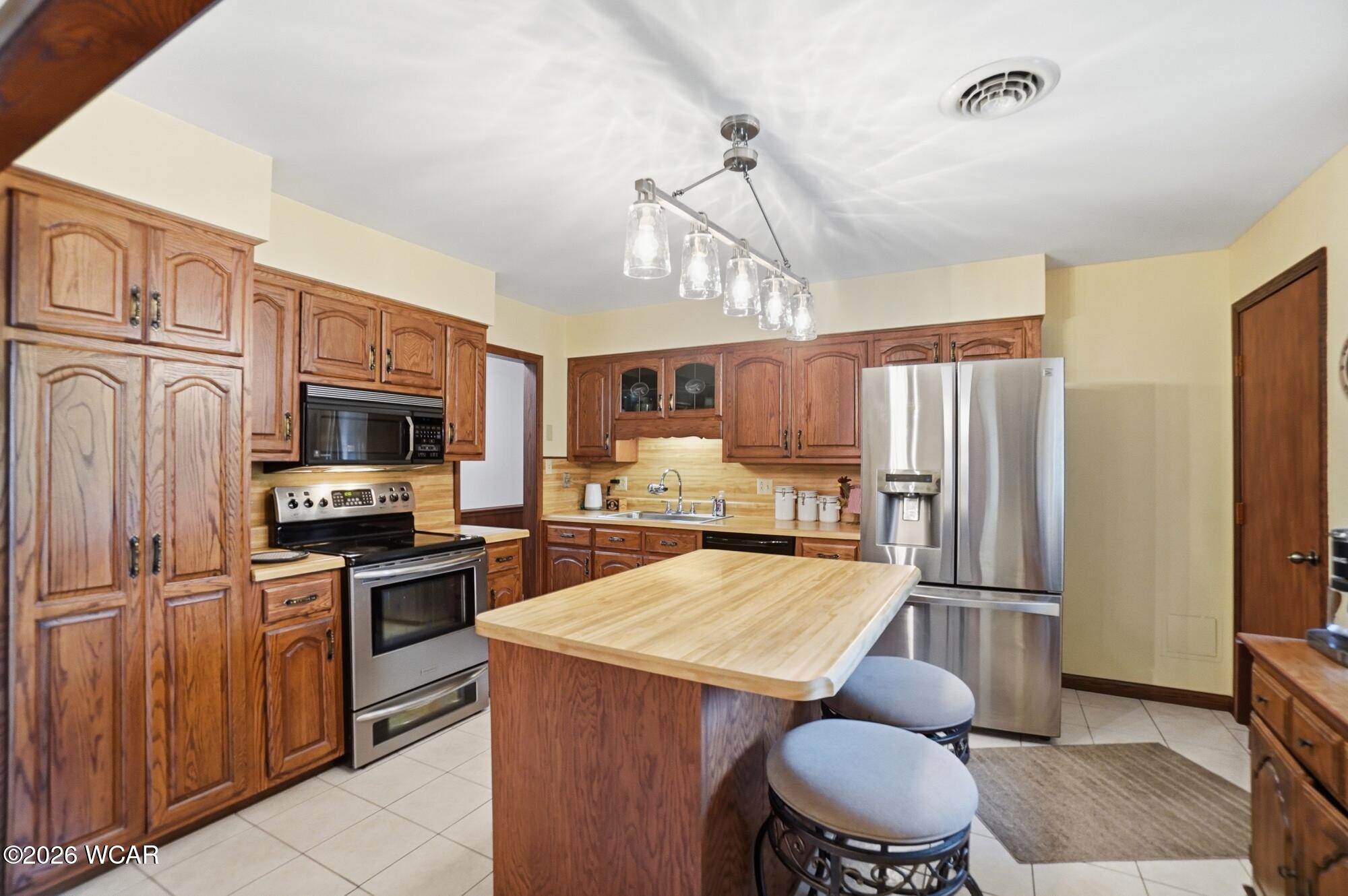 2555 Sherwood Drive, Lima, Ohio