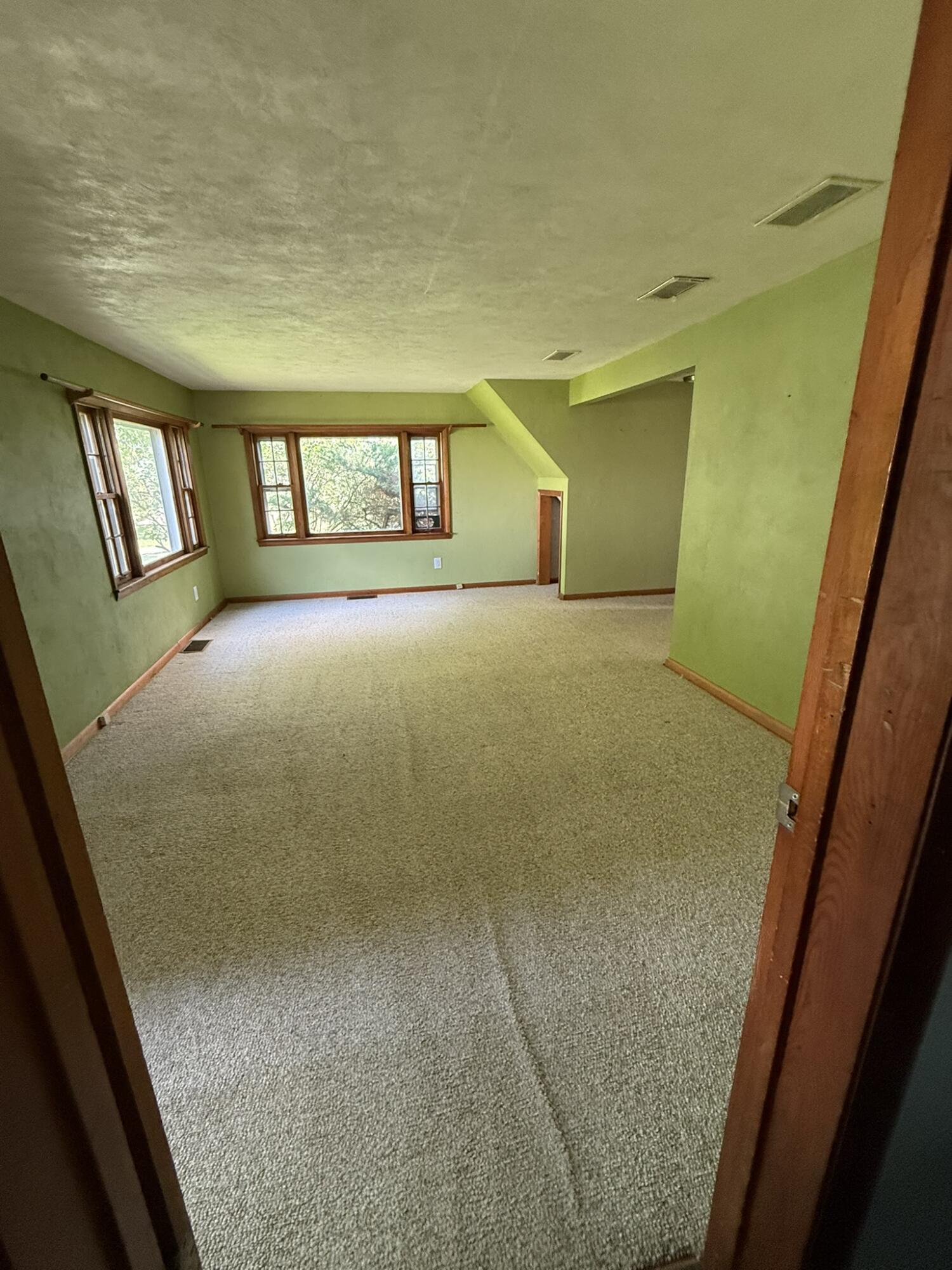 8721 Federal Road, South Solon, Ohio 43153