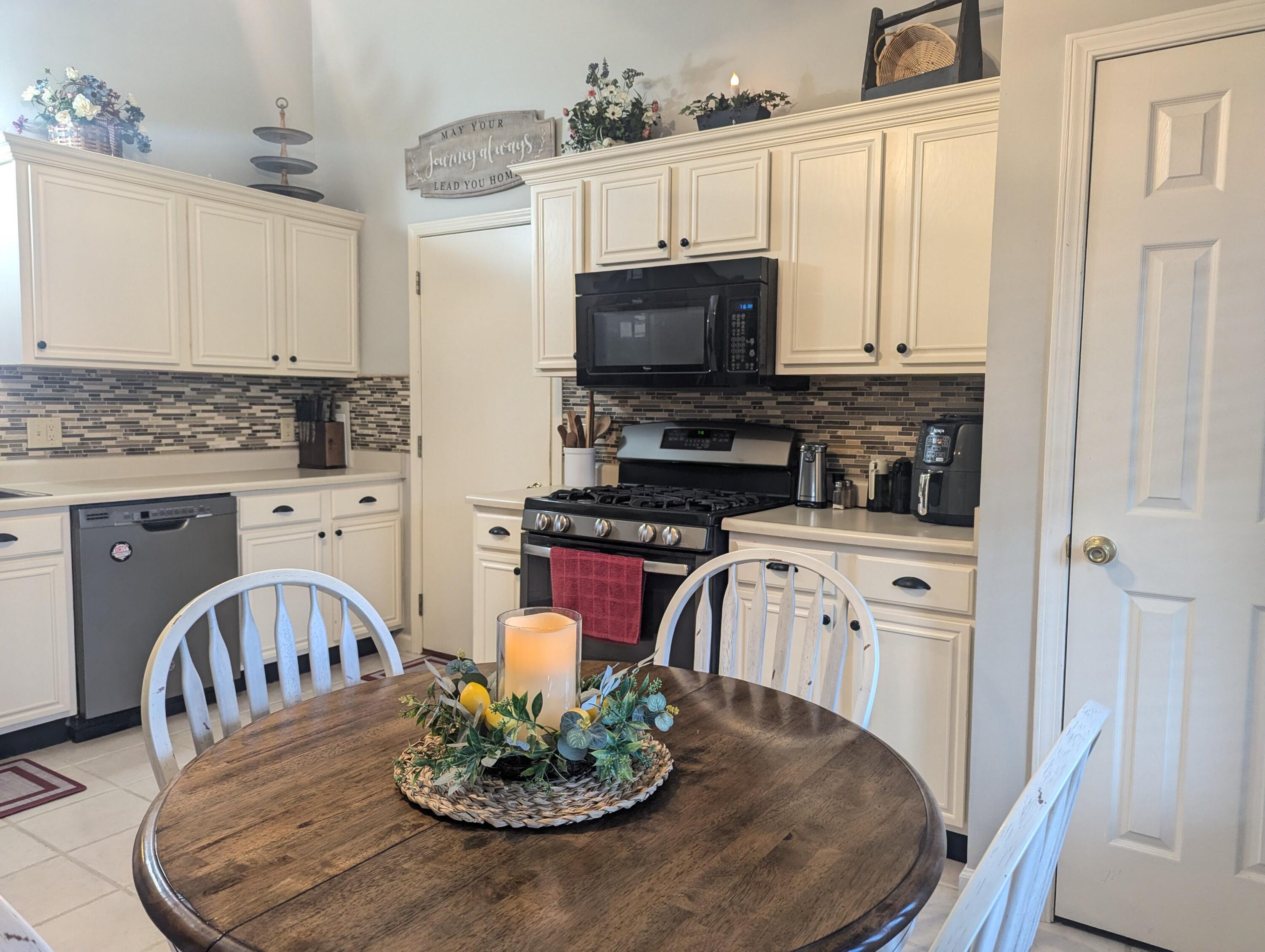 1602 Oldham Drive, Springfield, Ohio 45503