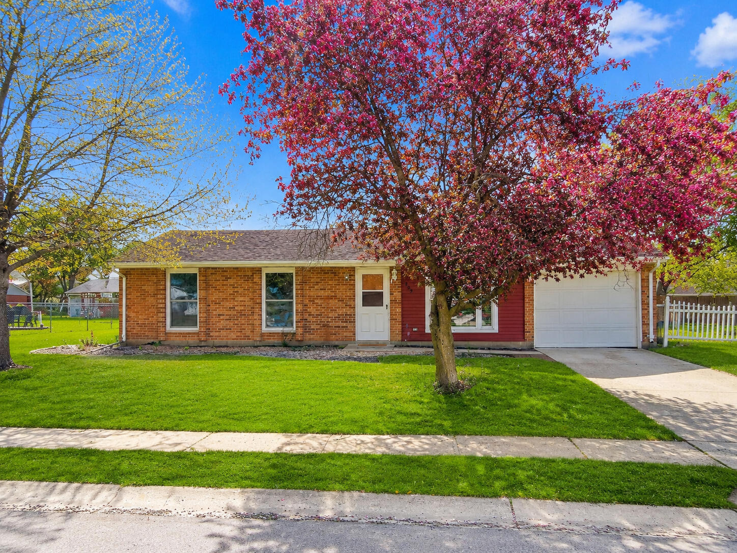 809 Canterbury Drive, Wapakoneta, Ohio 45895