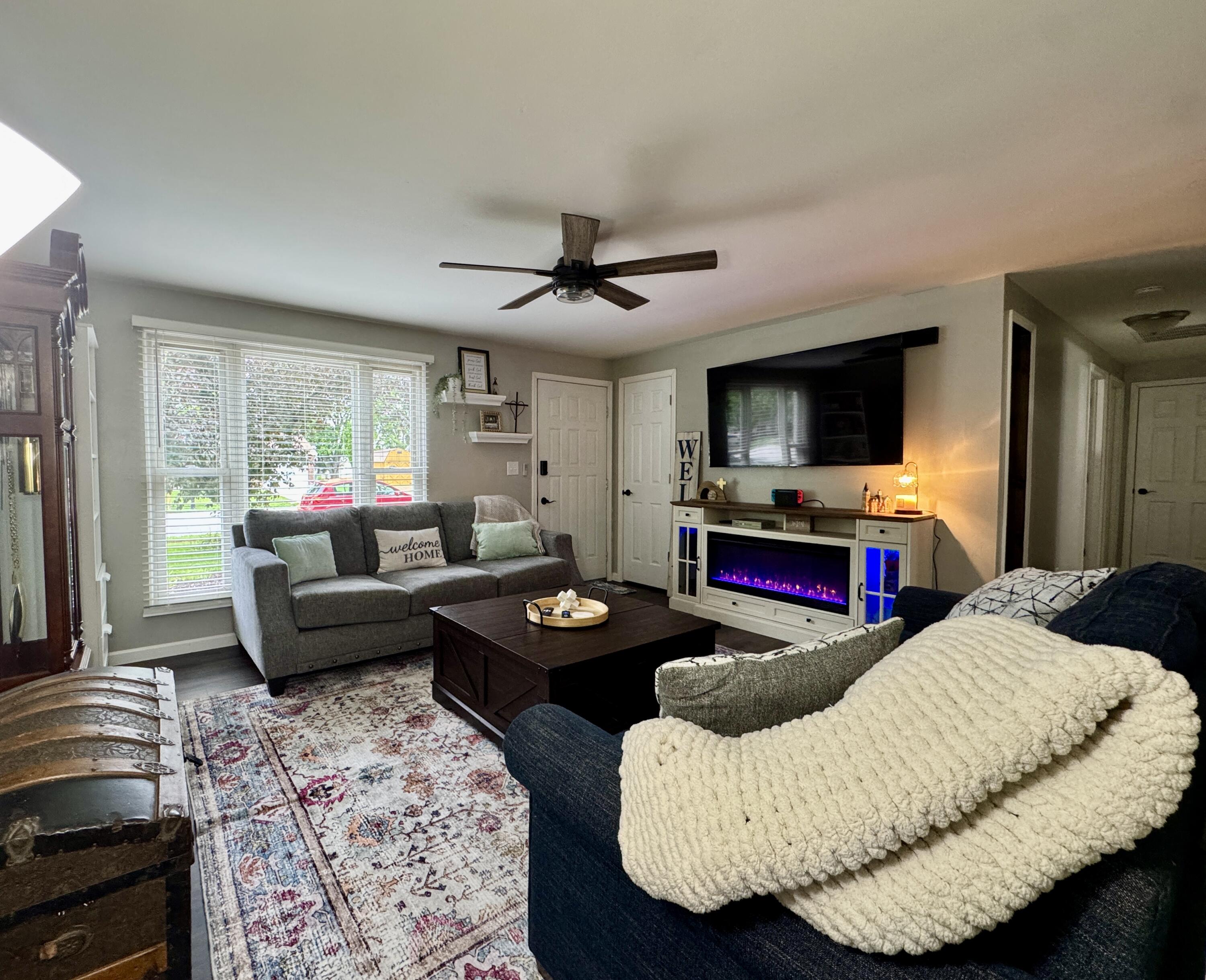 809 Canterbury Drive, Wapakoneta, Ohio 45895