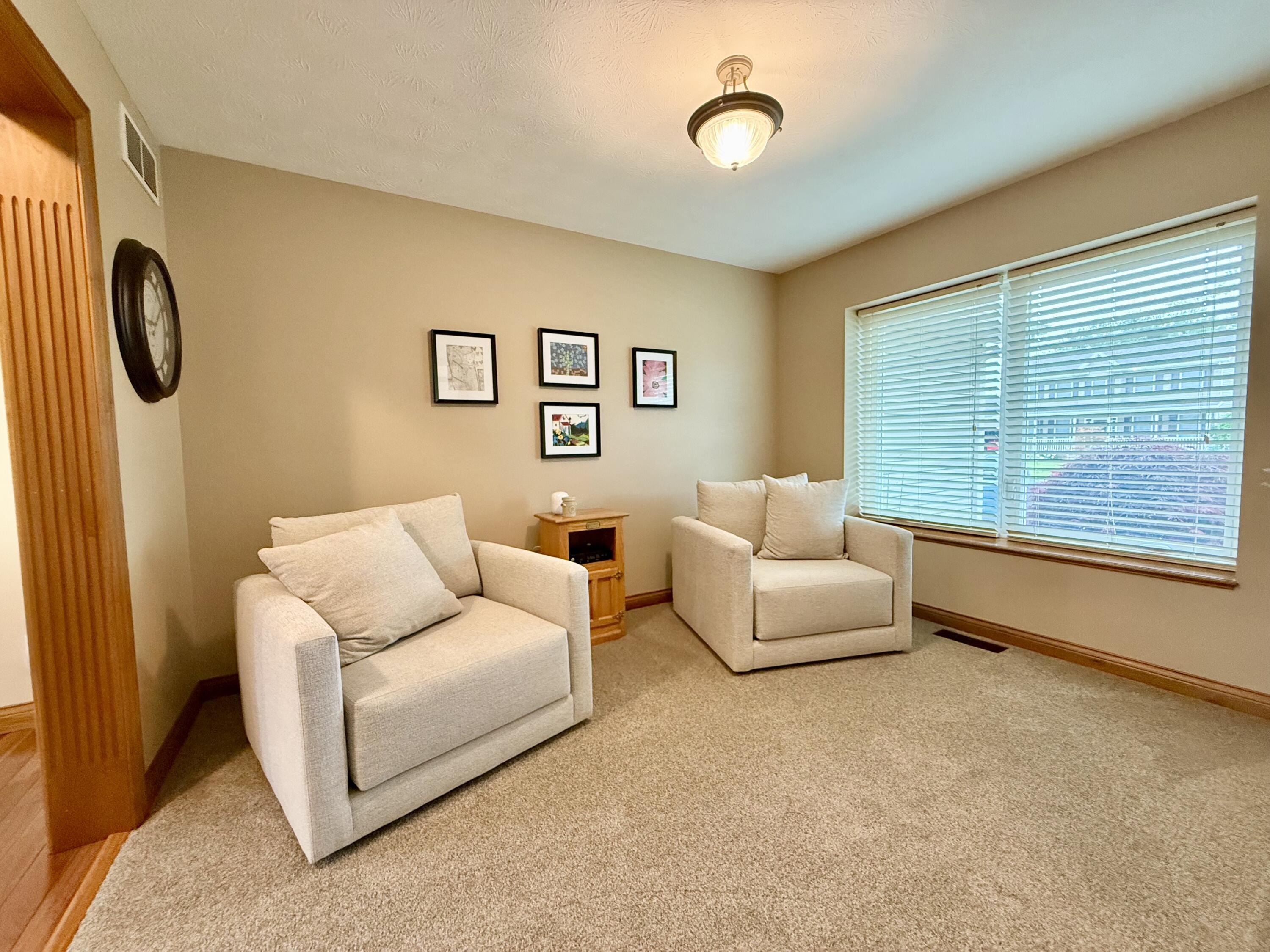 5831 Ridgewood Road, Springfield, Ohio 45502