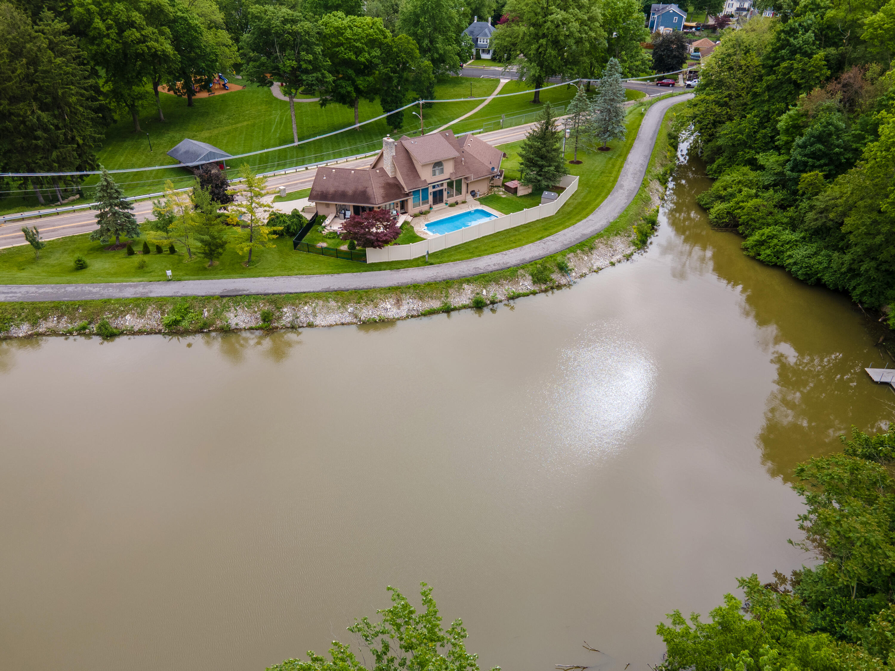 1000 Echo Lake Drive, Piqua, Ohio 45356