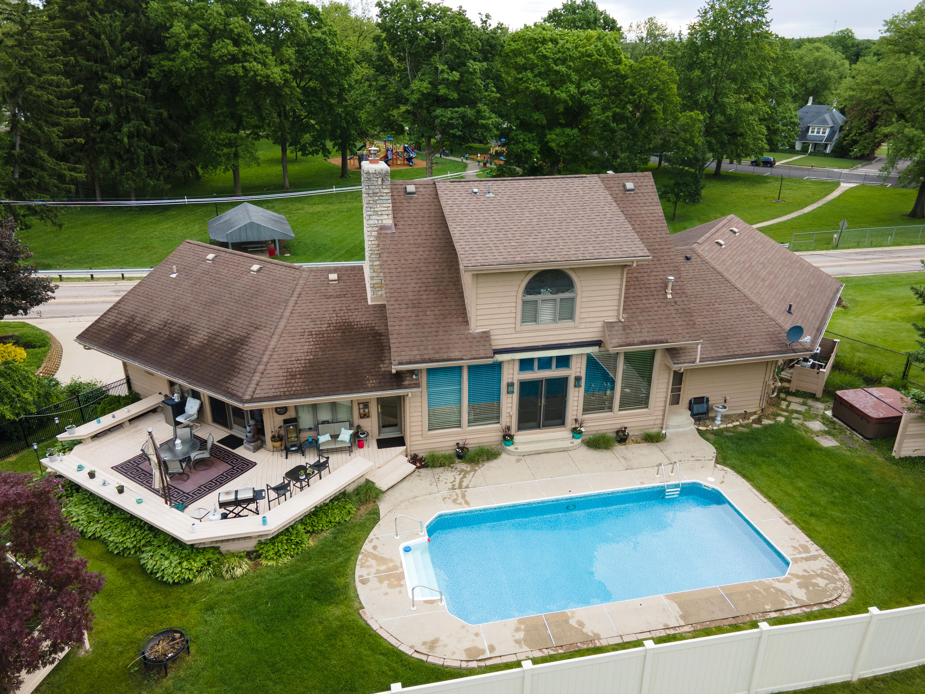 1000 Echo Lake Drive, Piqua, Ohio 45356