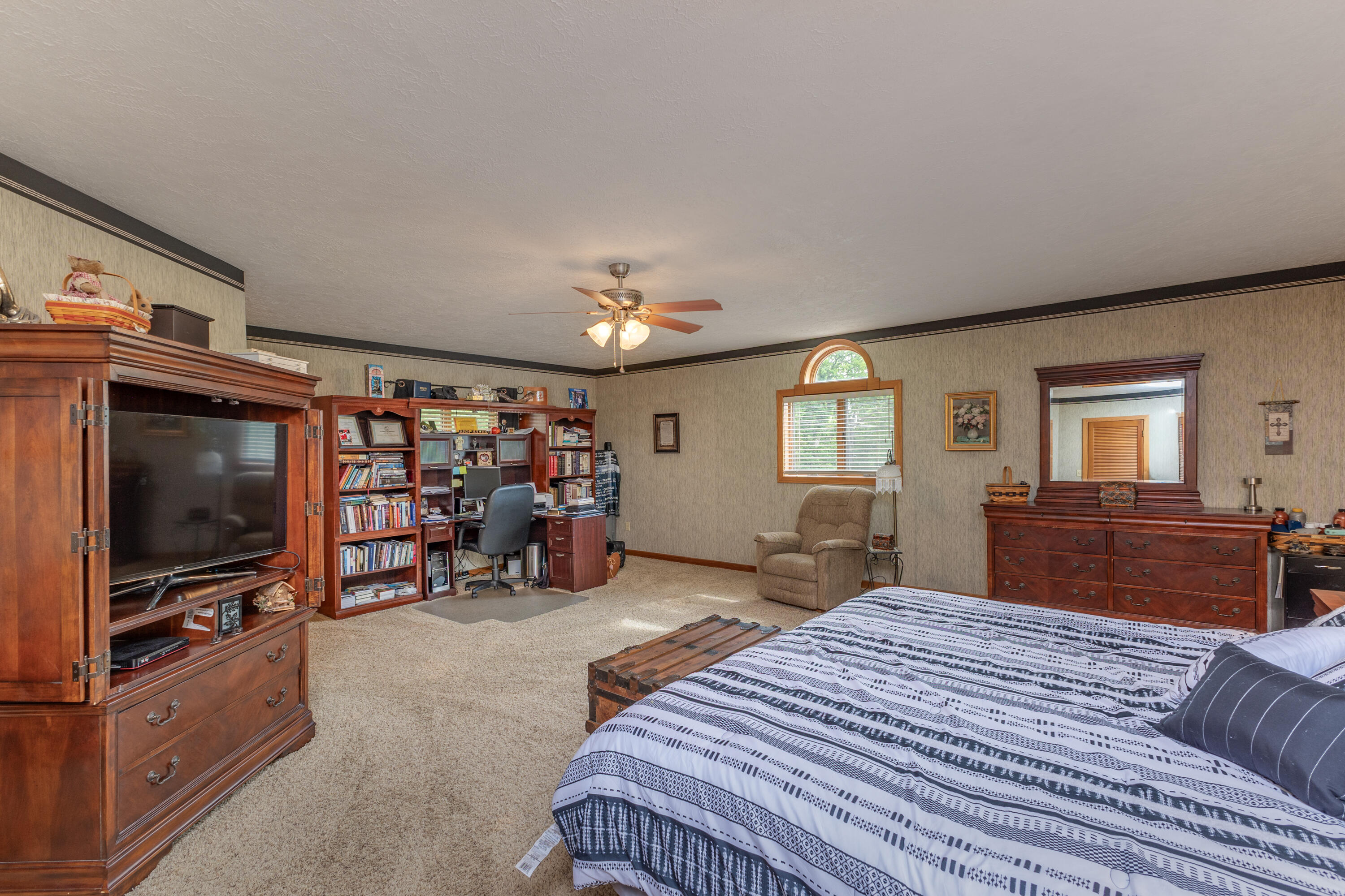 1000 Echo Lake Drive, Piqua, Ohio 45356