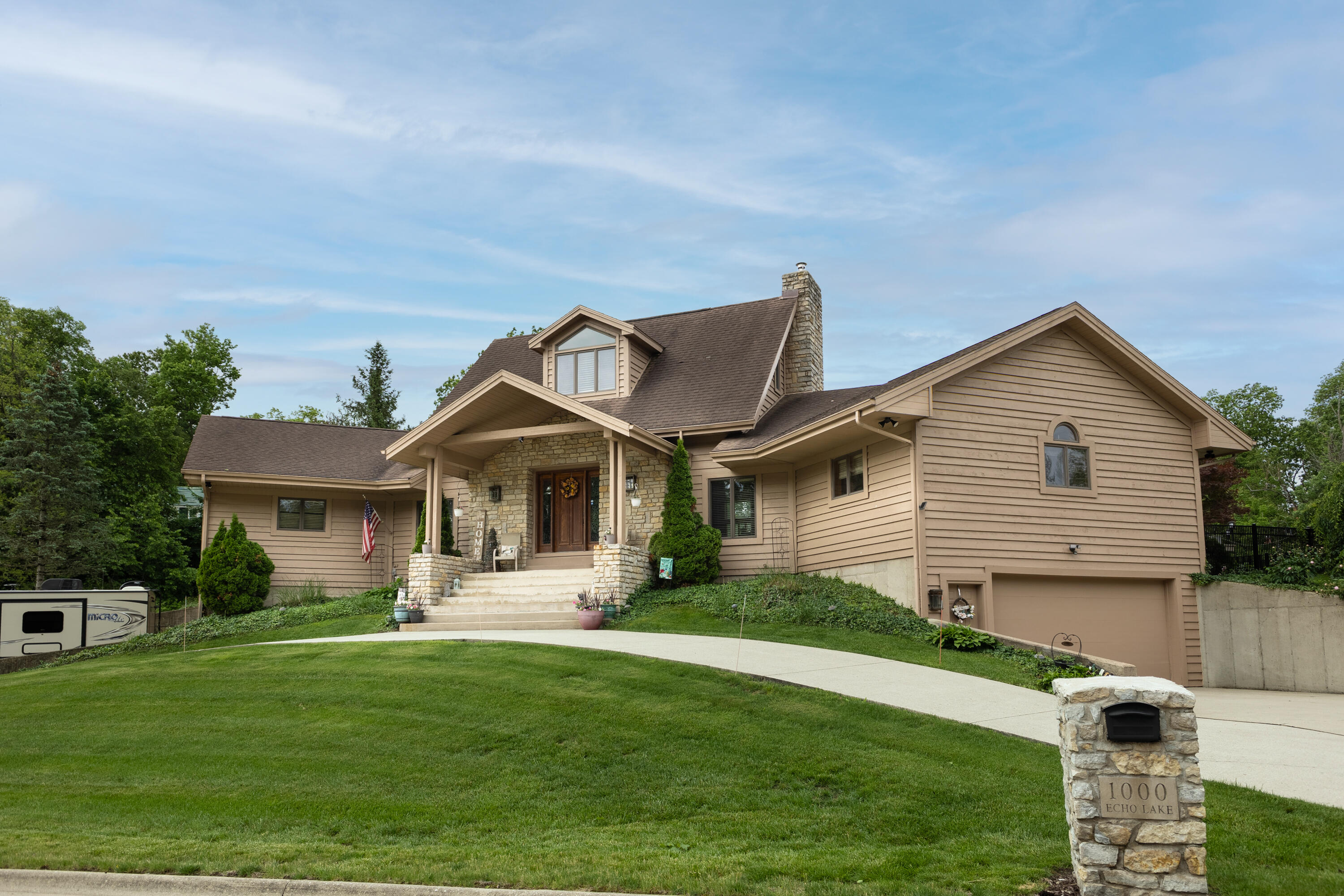 1000 Echo Lake Drive, Piqua, Ohio 45356