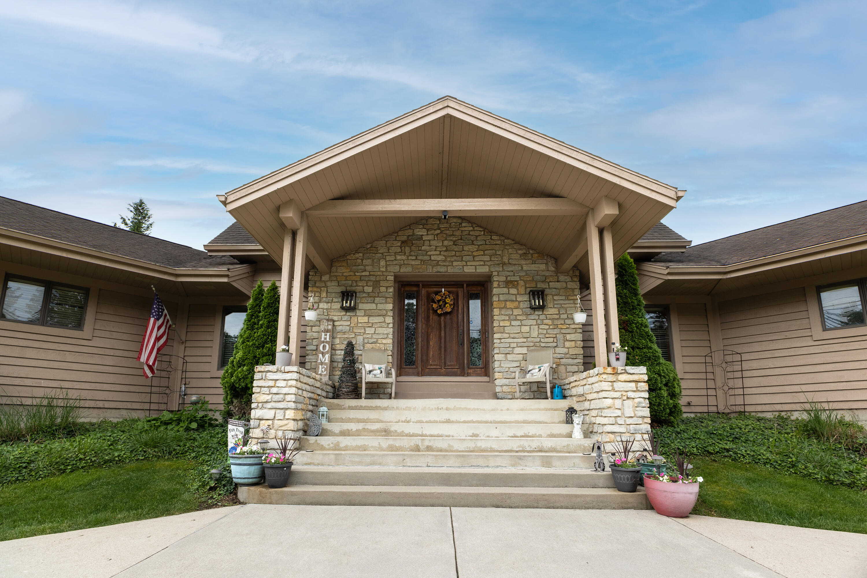 1000 Echo Lake Drive, Piqua, Ohio 45356