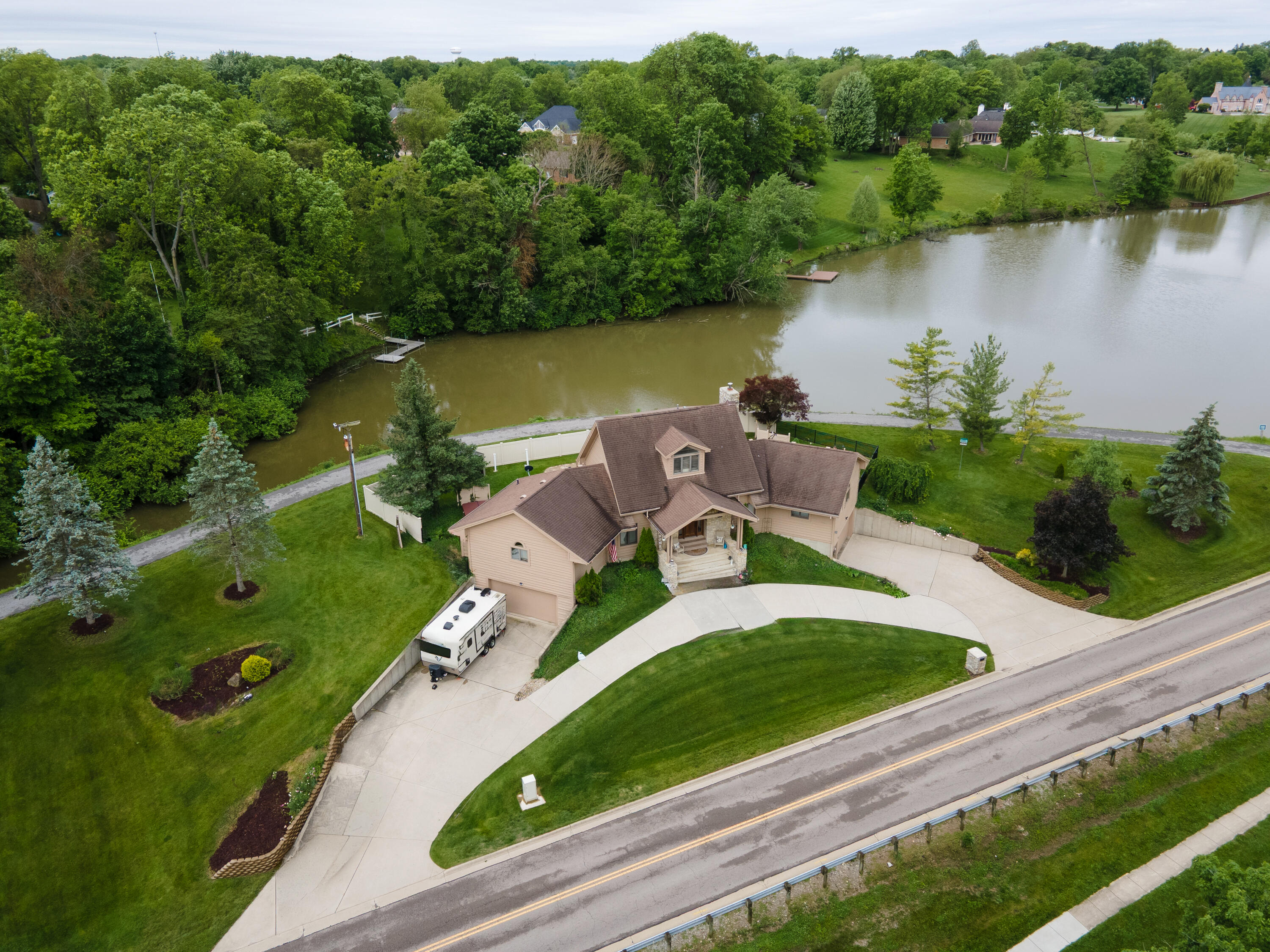 1000 Echo Lake Drive, Piqua, Ohio 45356