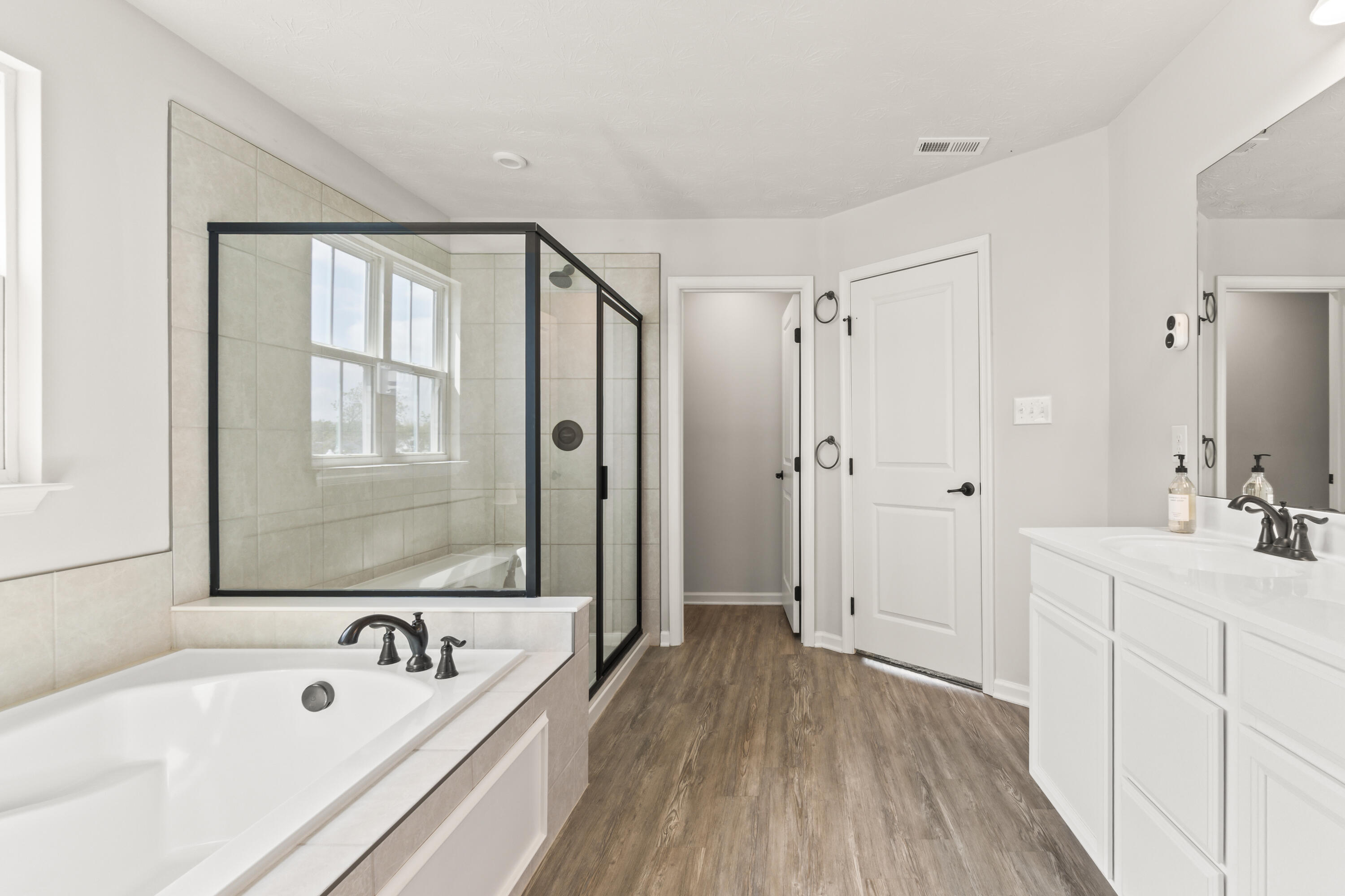 2806 Newcastle Drive, Troy, Ohio 45373