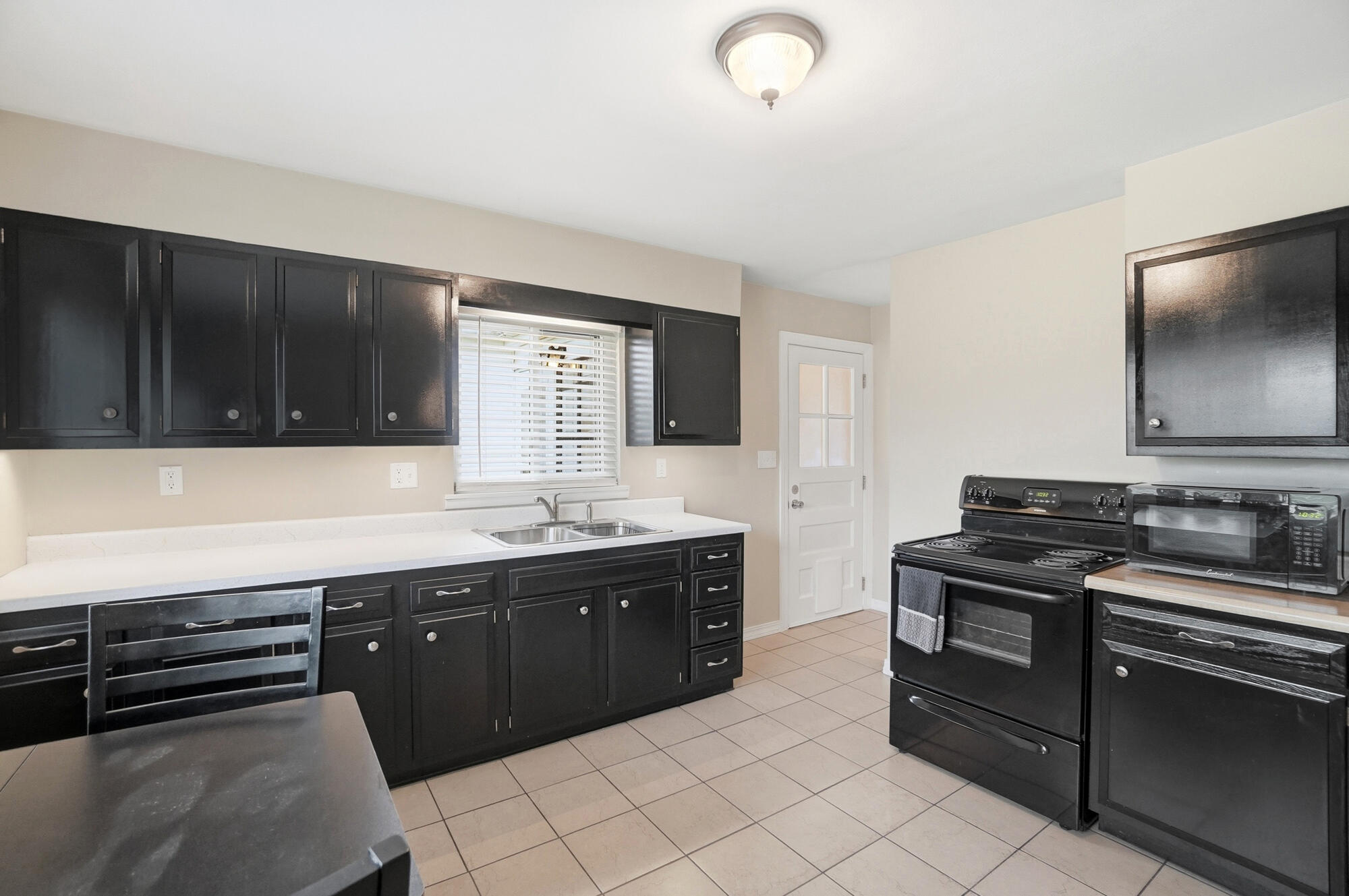 607 Lake Avenue, New Carlisle, Ohio 45344