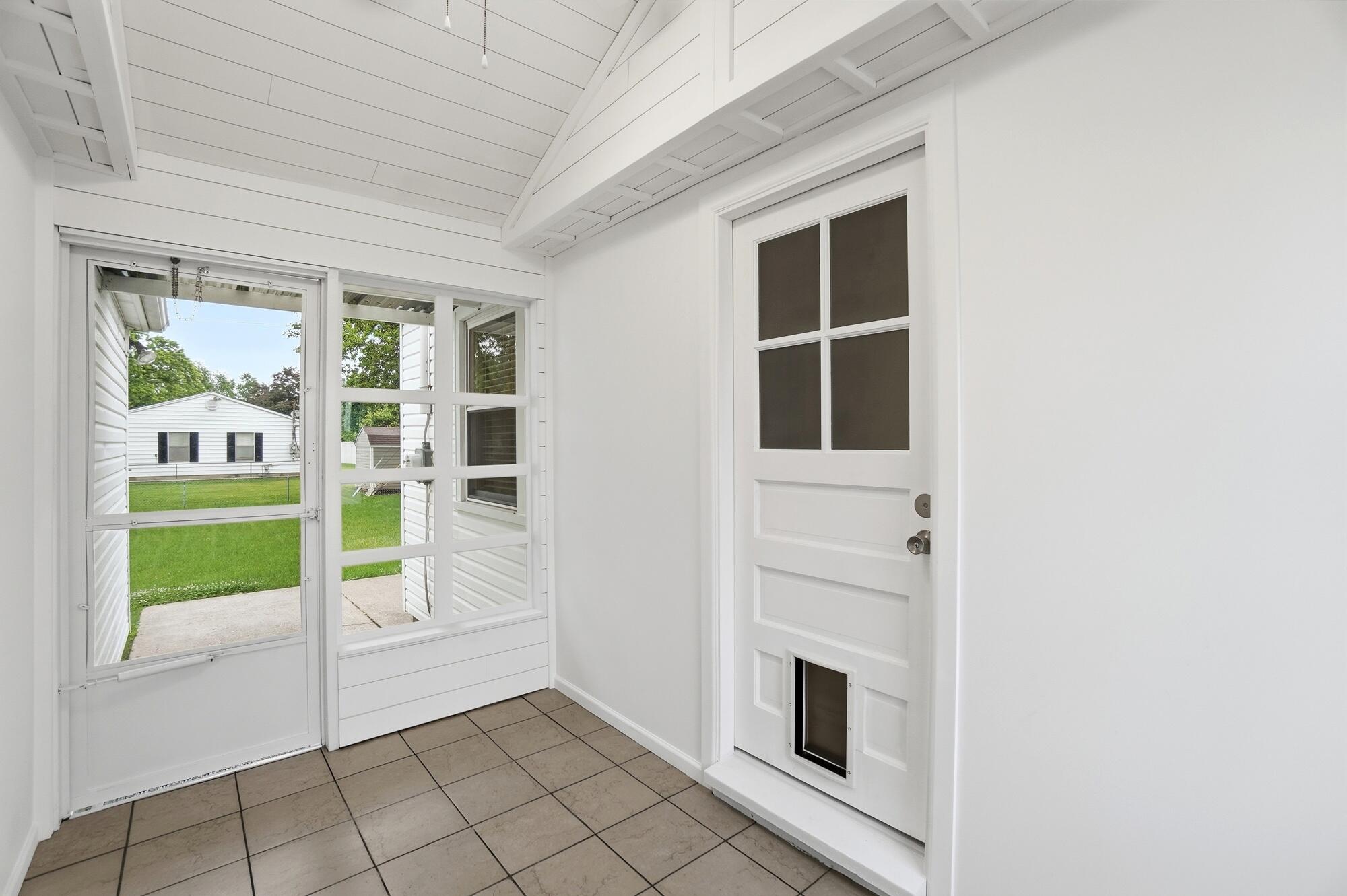 607 Lake Avenue, New Carlisle, Ohio 45344