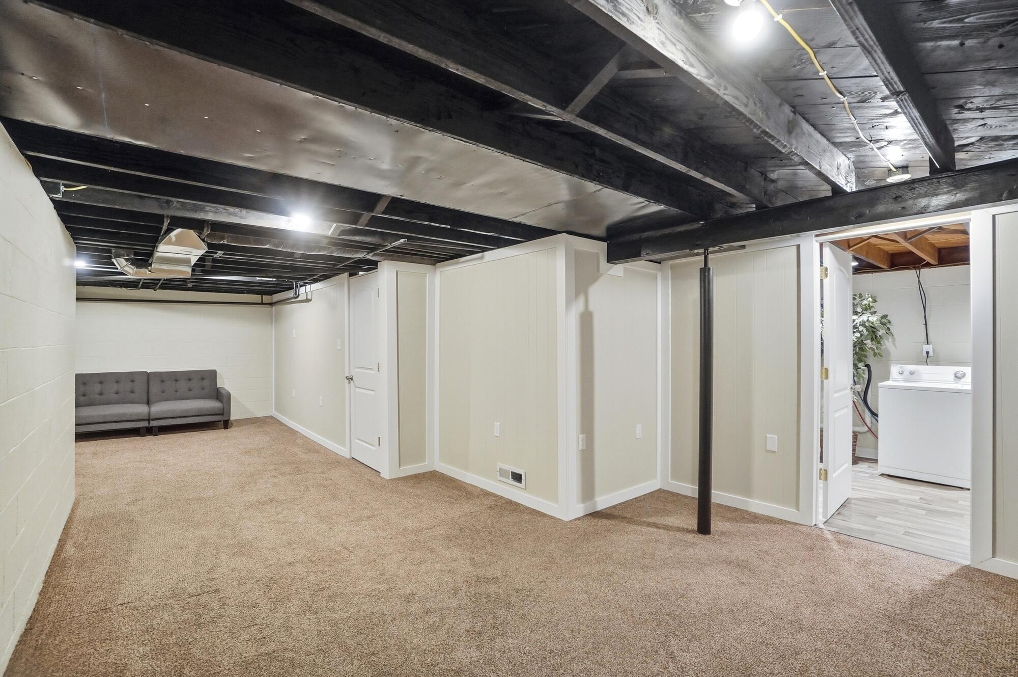 607 Lake Avenue, New Carlisle, Ohio 45344