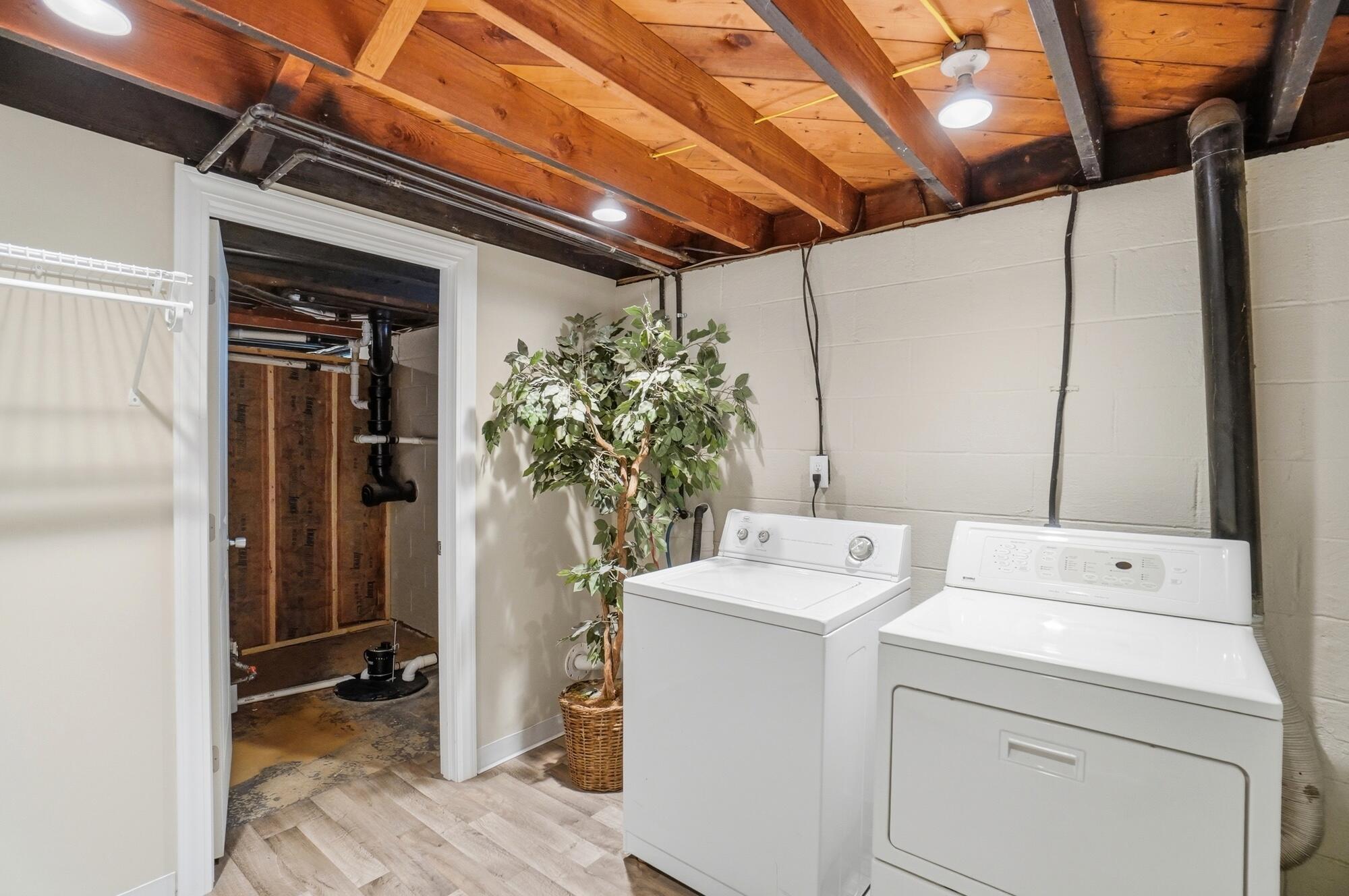 607 Lake Avenue, New Carlisle, Ohio 45344