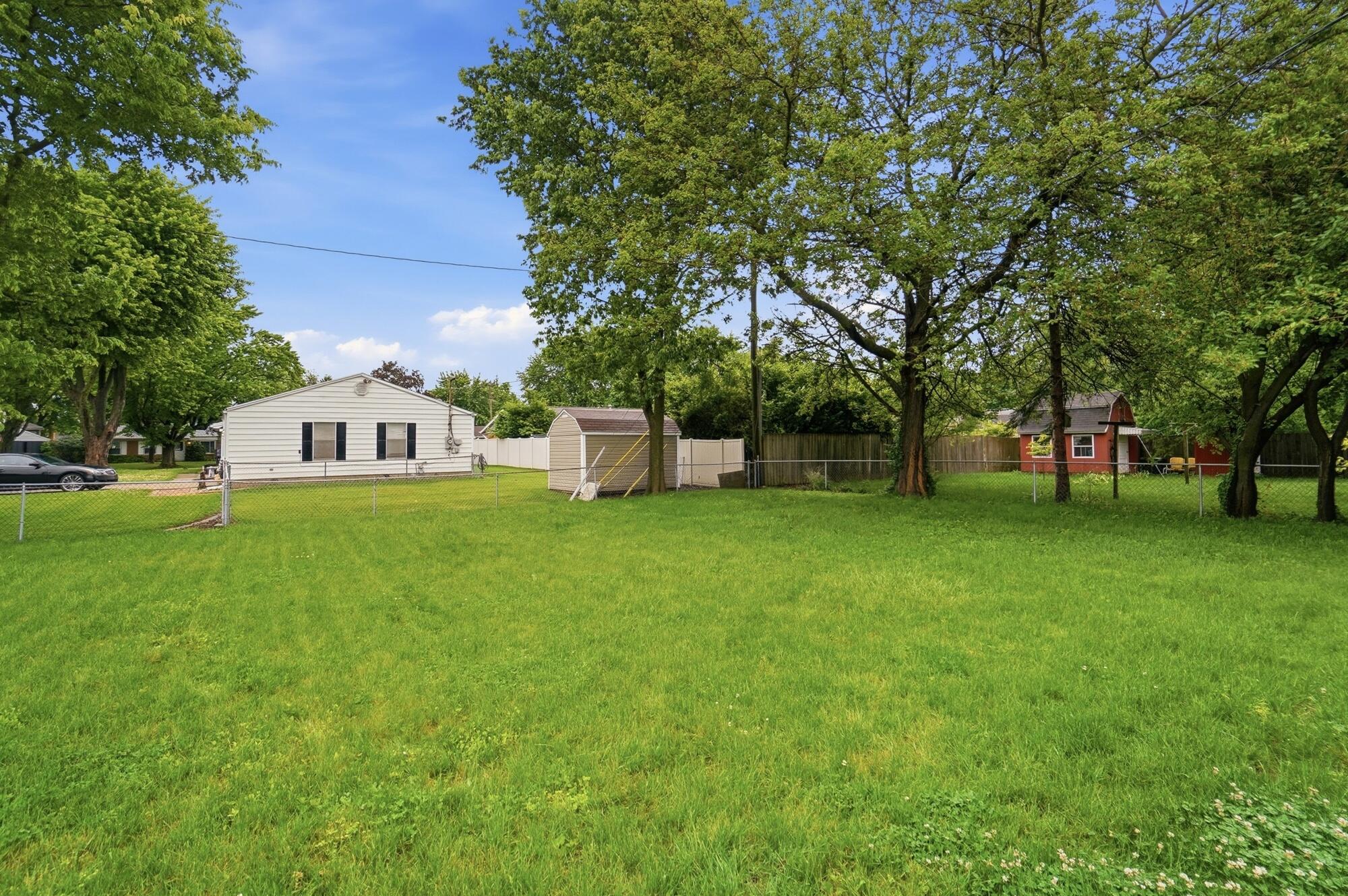 607 Lake Avenue, New Carlisle, Ohio 45344