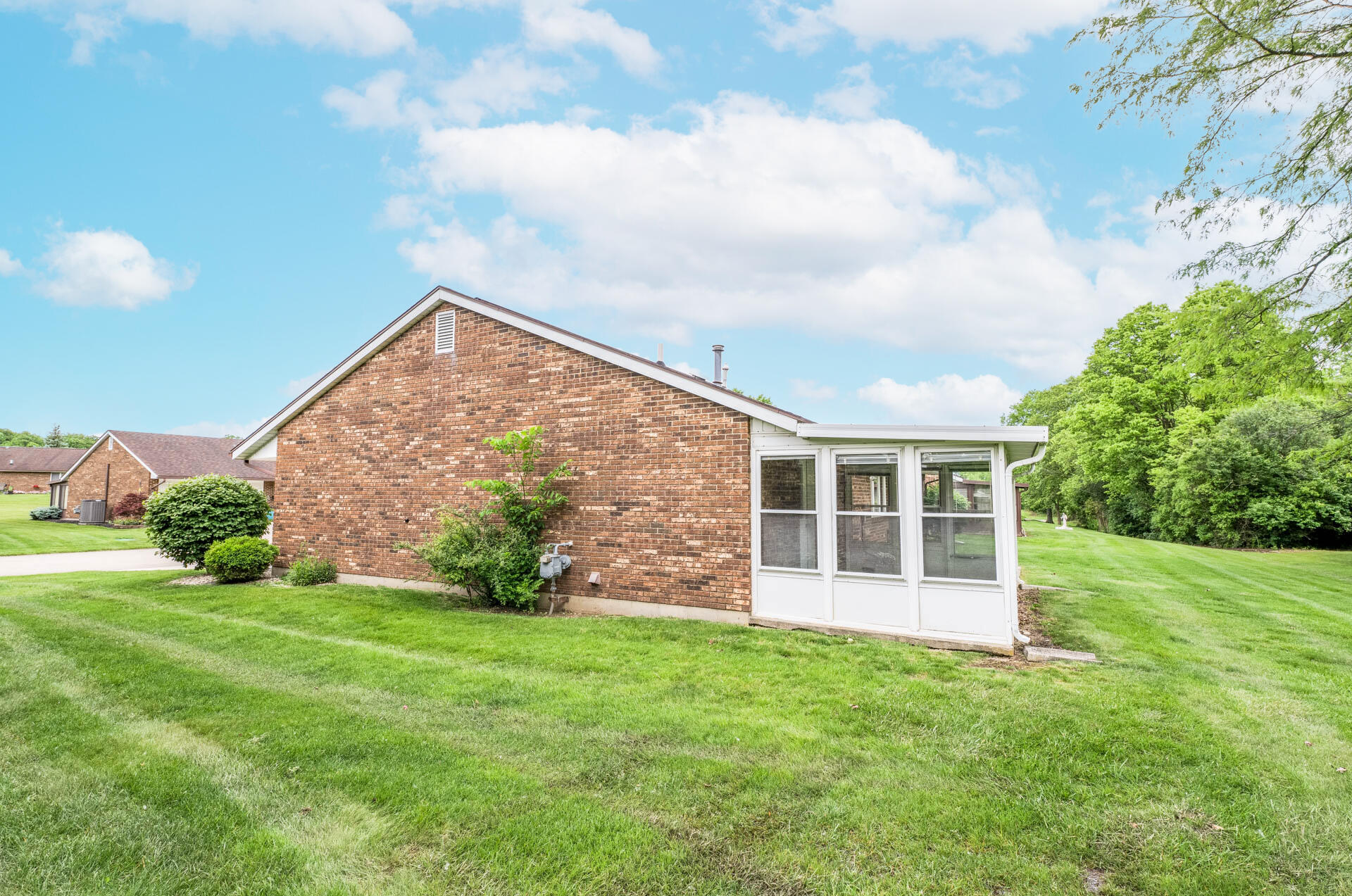 3056 Brixton Drive, Springfield, Ohio 45503