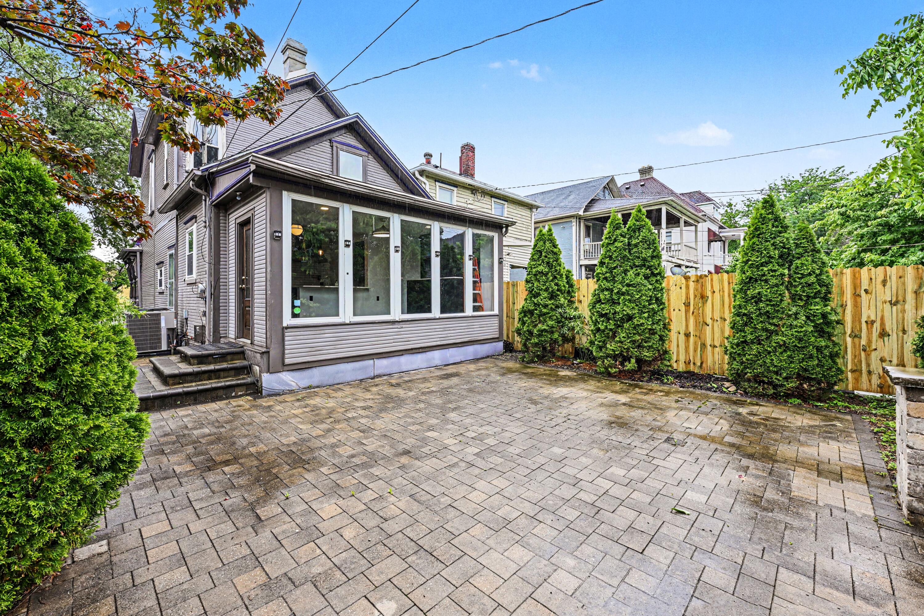 41 La Belle Street, Dayton, Ohio 45403
