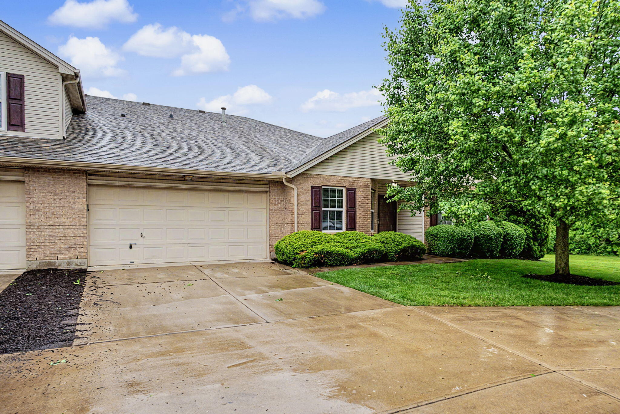 5005 Twin Lakes Circle, Englewood, Ohio 45322