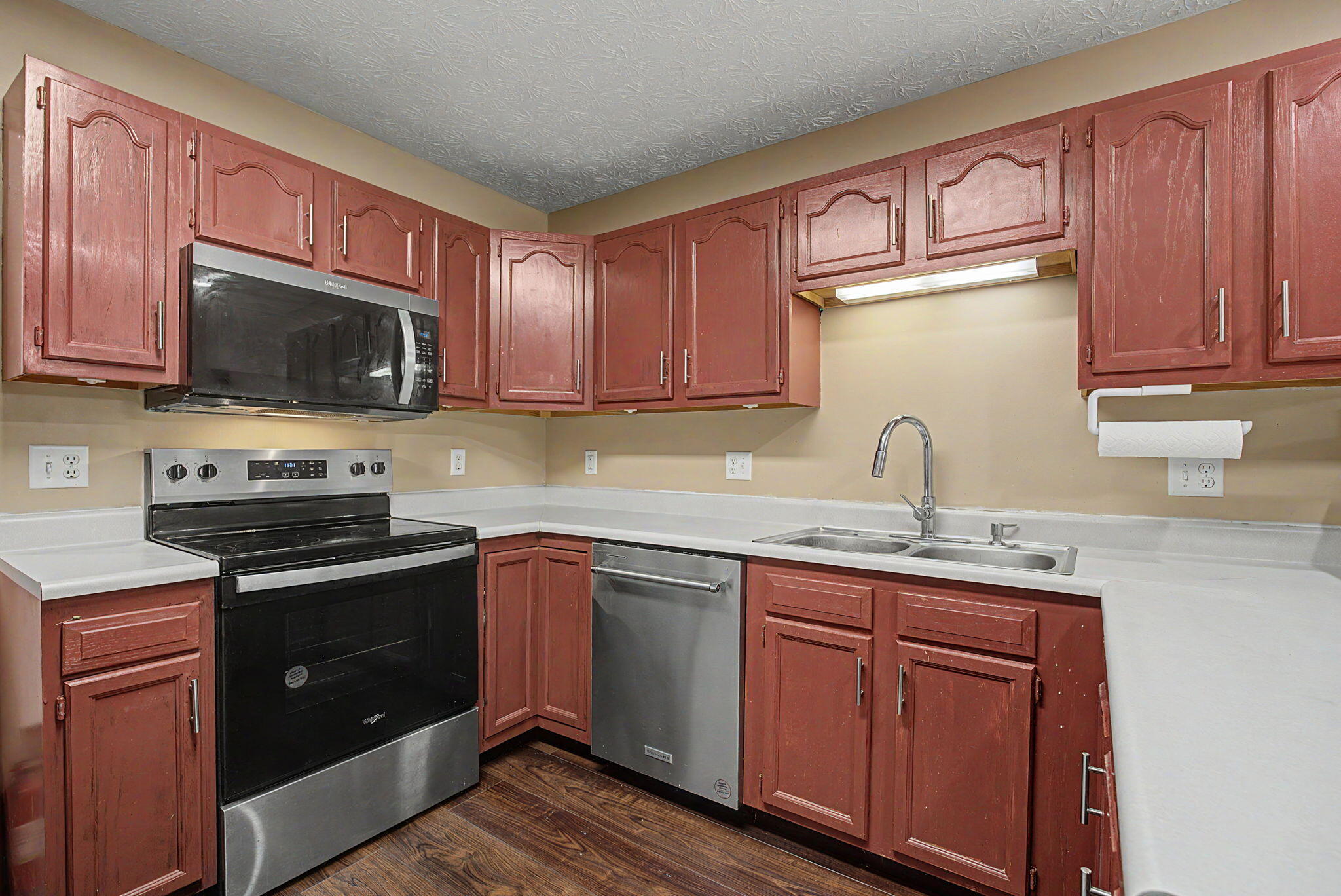 5005 Twin Lakes Circle, Englewood, Ohio 45322