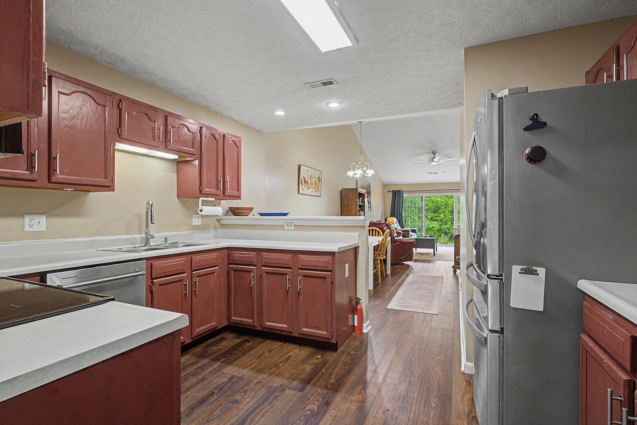 5005 Twin Lakes Circle, Englewood, Ohio 45322