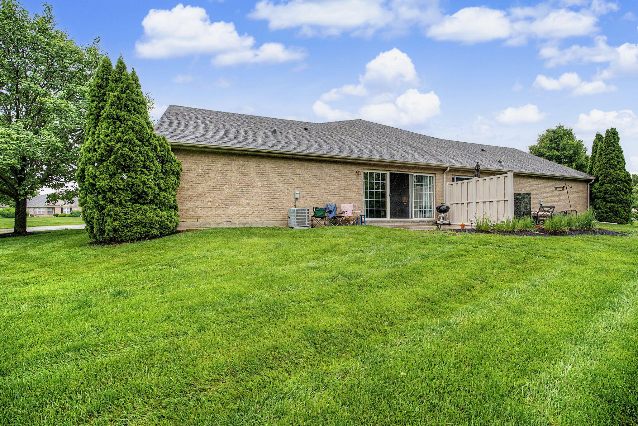 5005 Twin Lakes Circle, Englewood, Ohio 45322