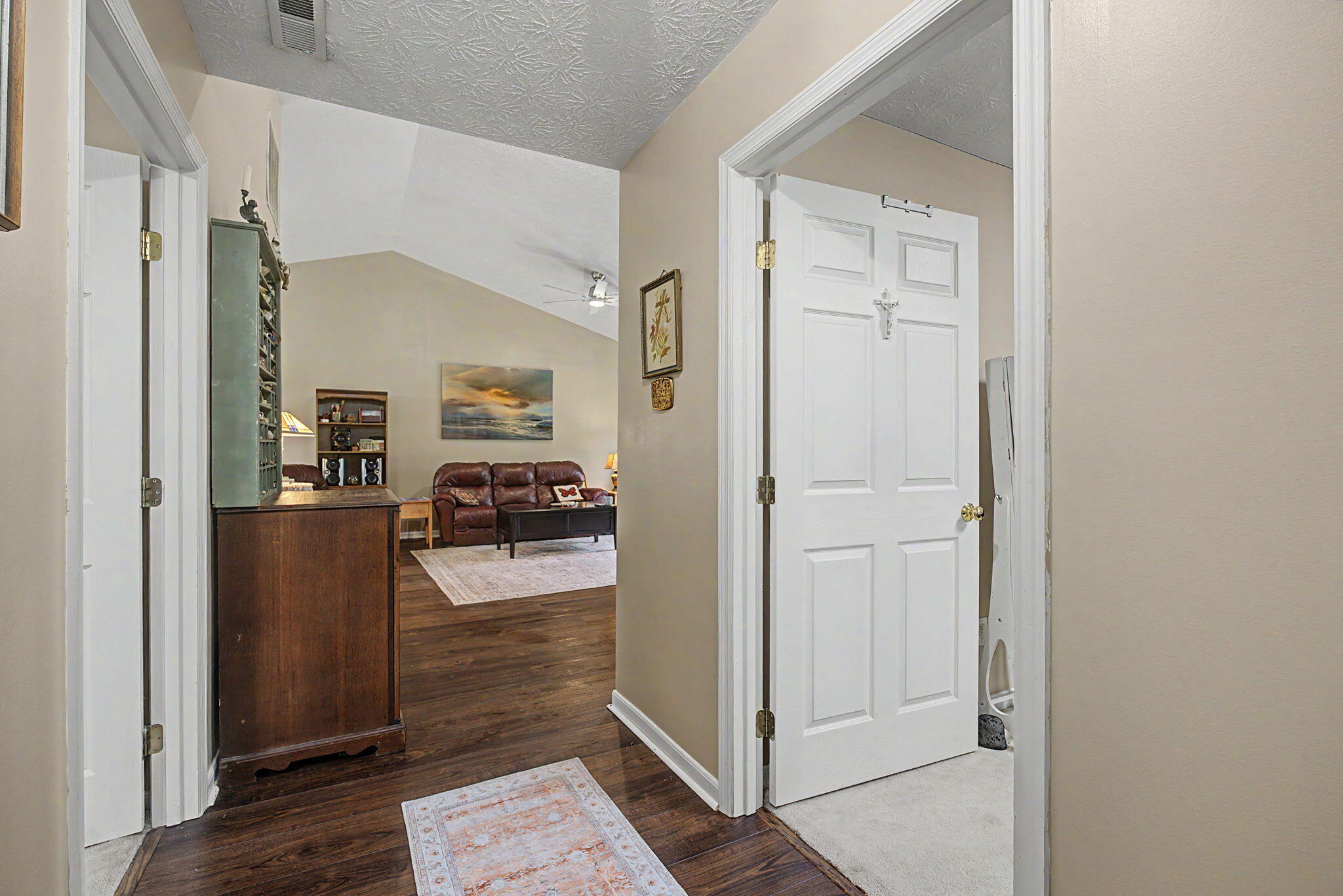 5005 Twin Lakes Circle, Englewood, Ohio 45322