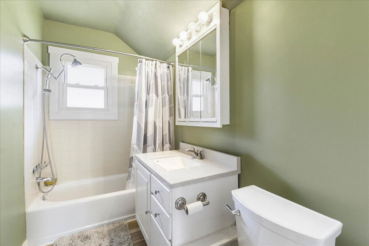 213 Court Street, Urbana, Ohio 43078