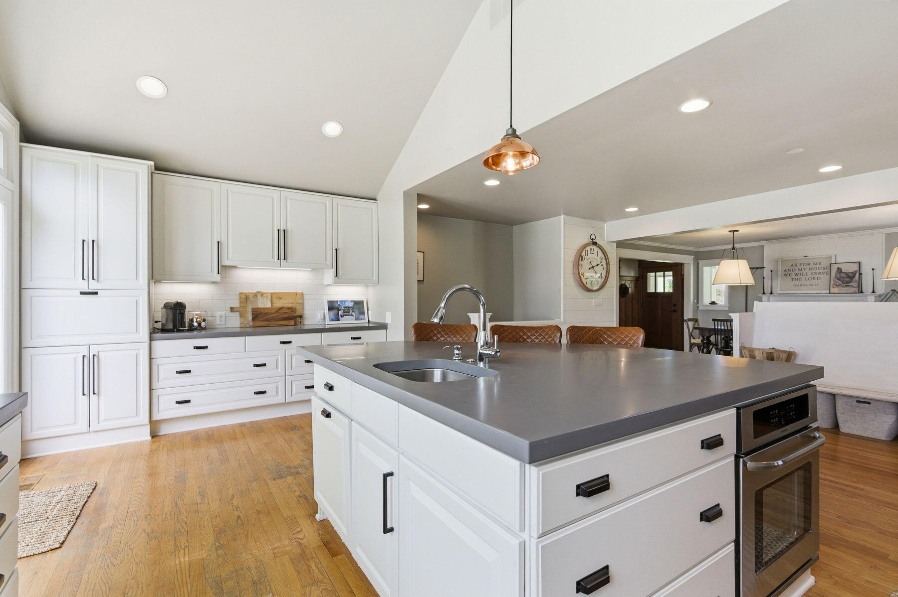 7822 Morris Road, Hilliard, Ohio 43026