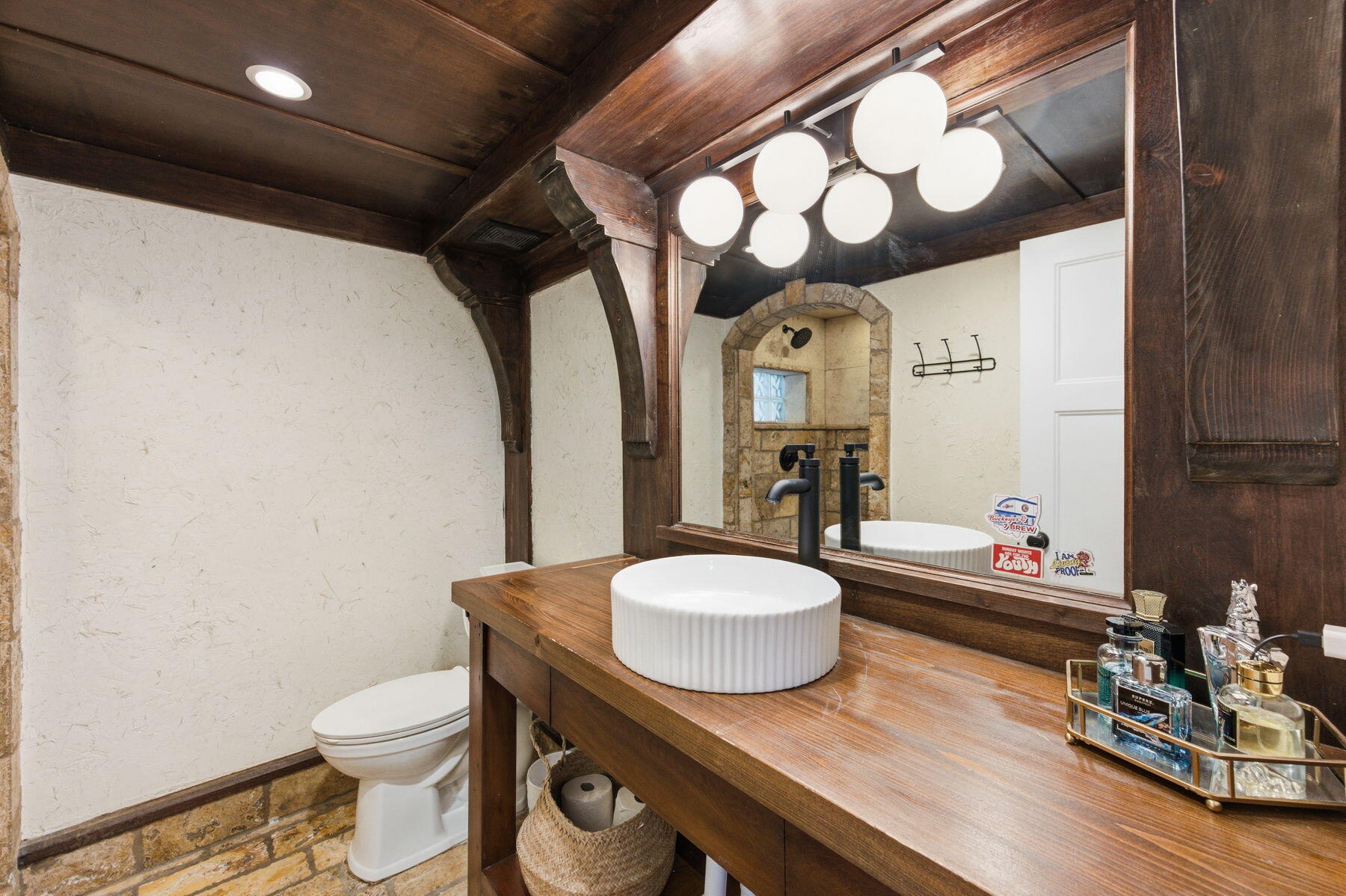 7822 Morris Road, Hilliard, Ohio 43026