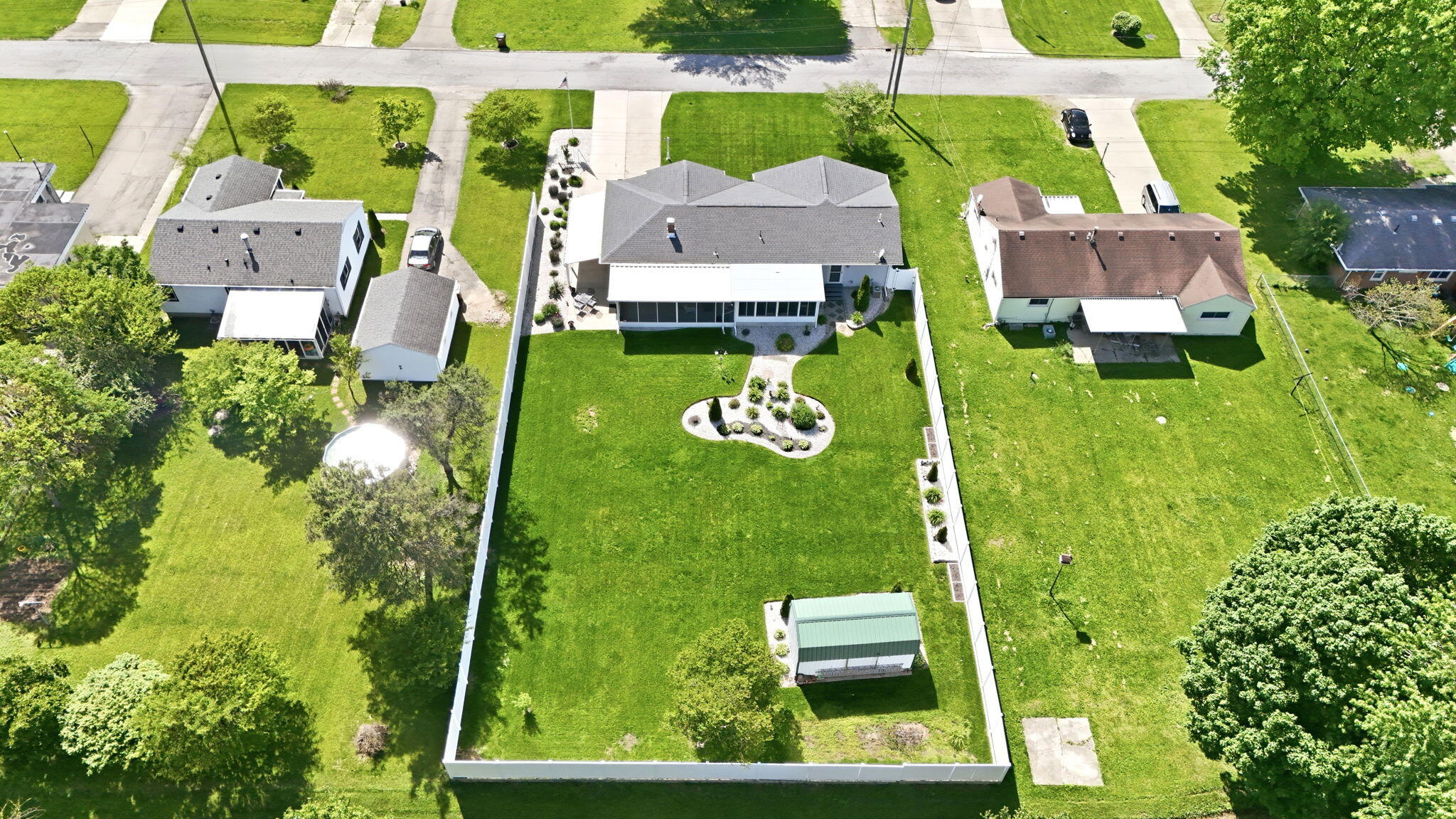 708 Lawnview Avenue, Springfield, Ohio 45505
