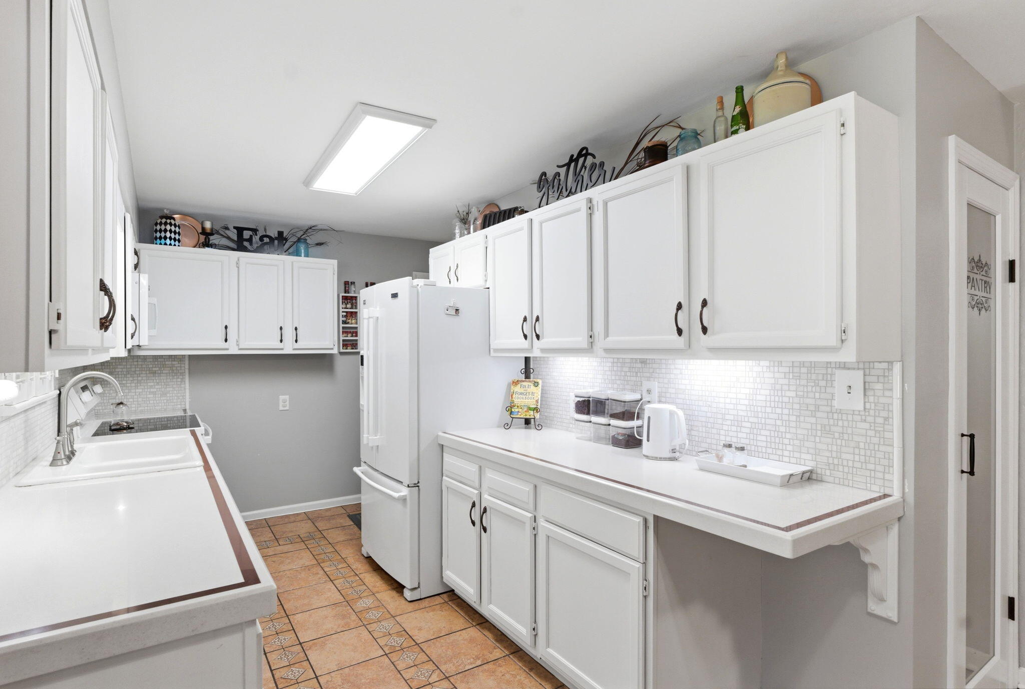 708 Lawnview Avenue, Springfield, Ohio 45505