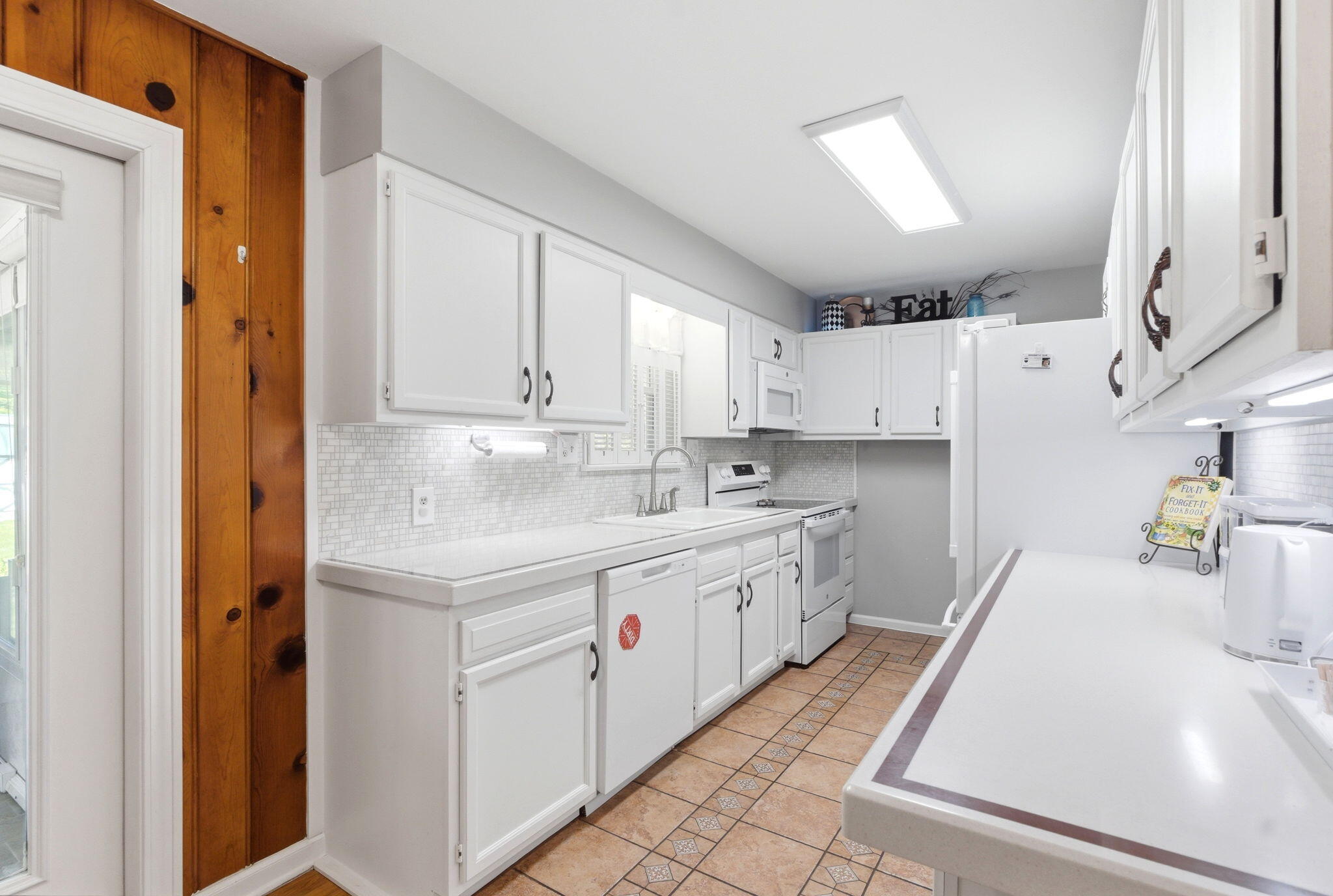 708 Lawnview Avenue, Springfield, Ohio 45505