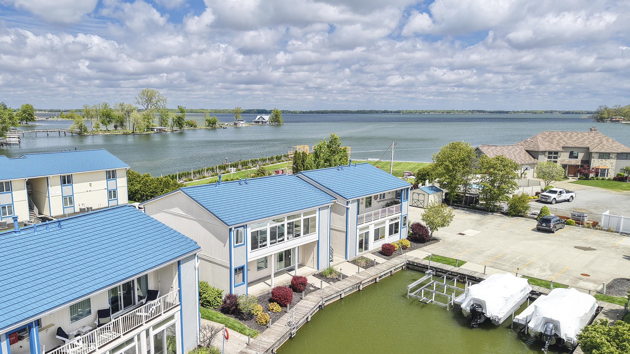 241 Chase Avenue, Russells Point, Ohio 43348