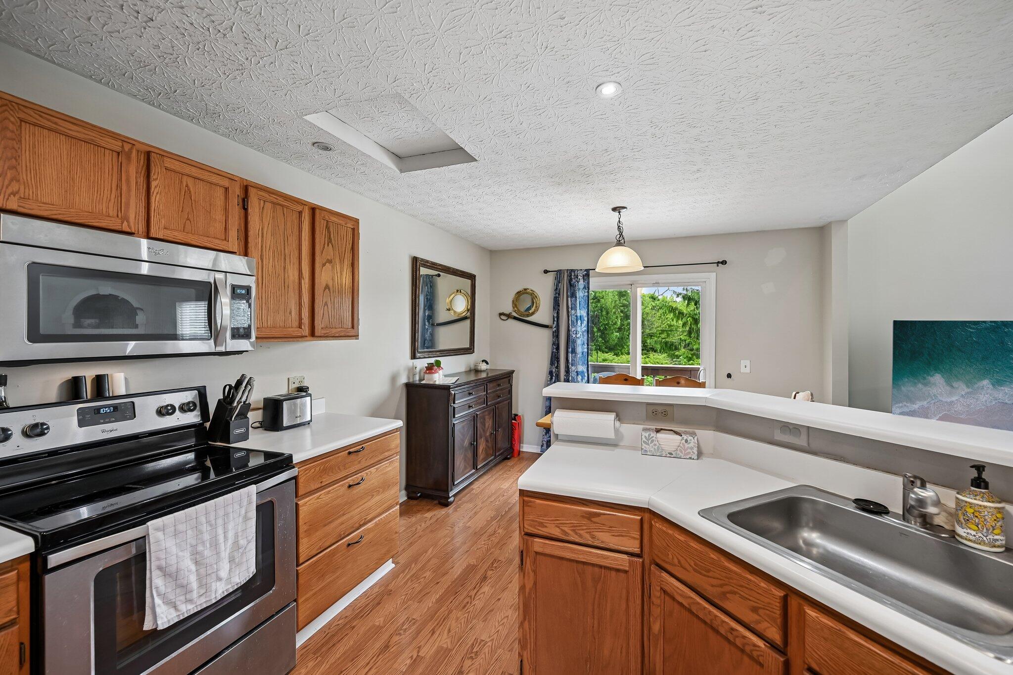 1742 Damos Way, Marysville, Ohio 43040