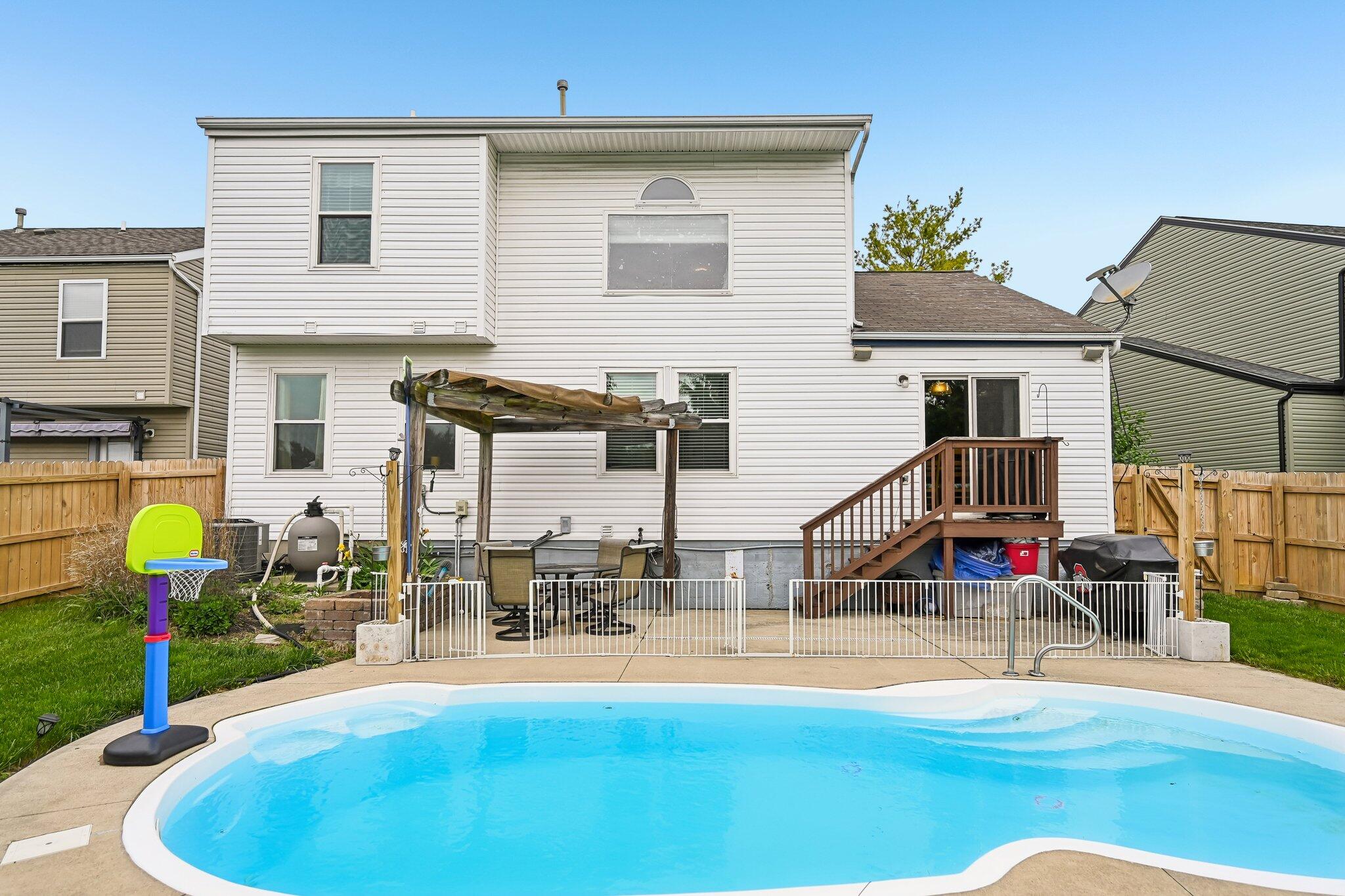1742 Damos Way, Marysville, Ohio 43040