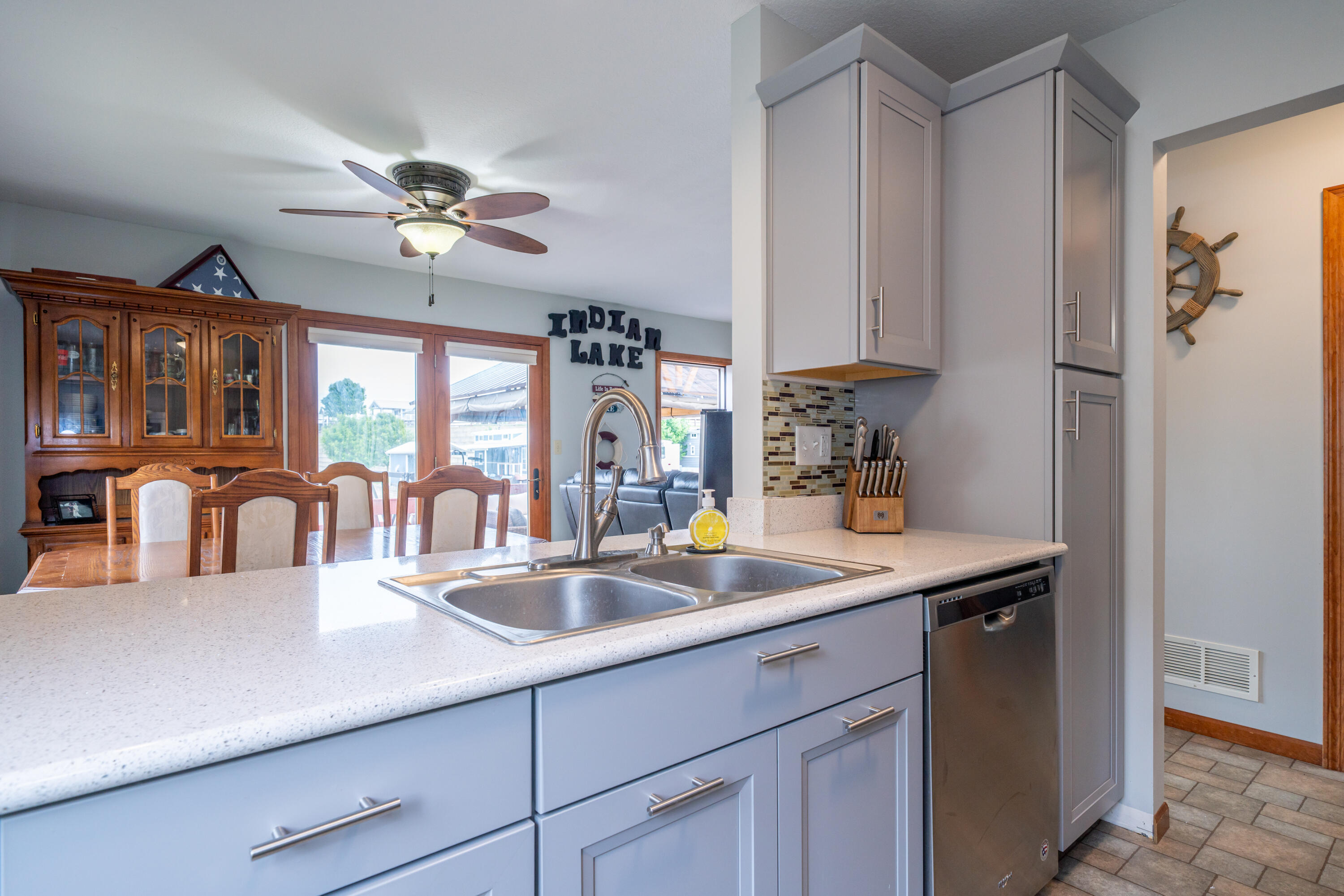11270 Northlake Place, Lakeview, Ohio 43331