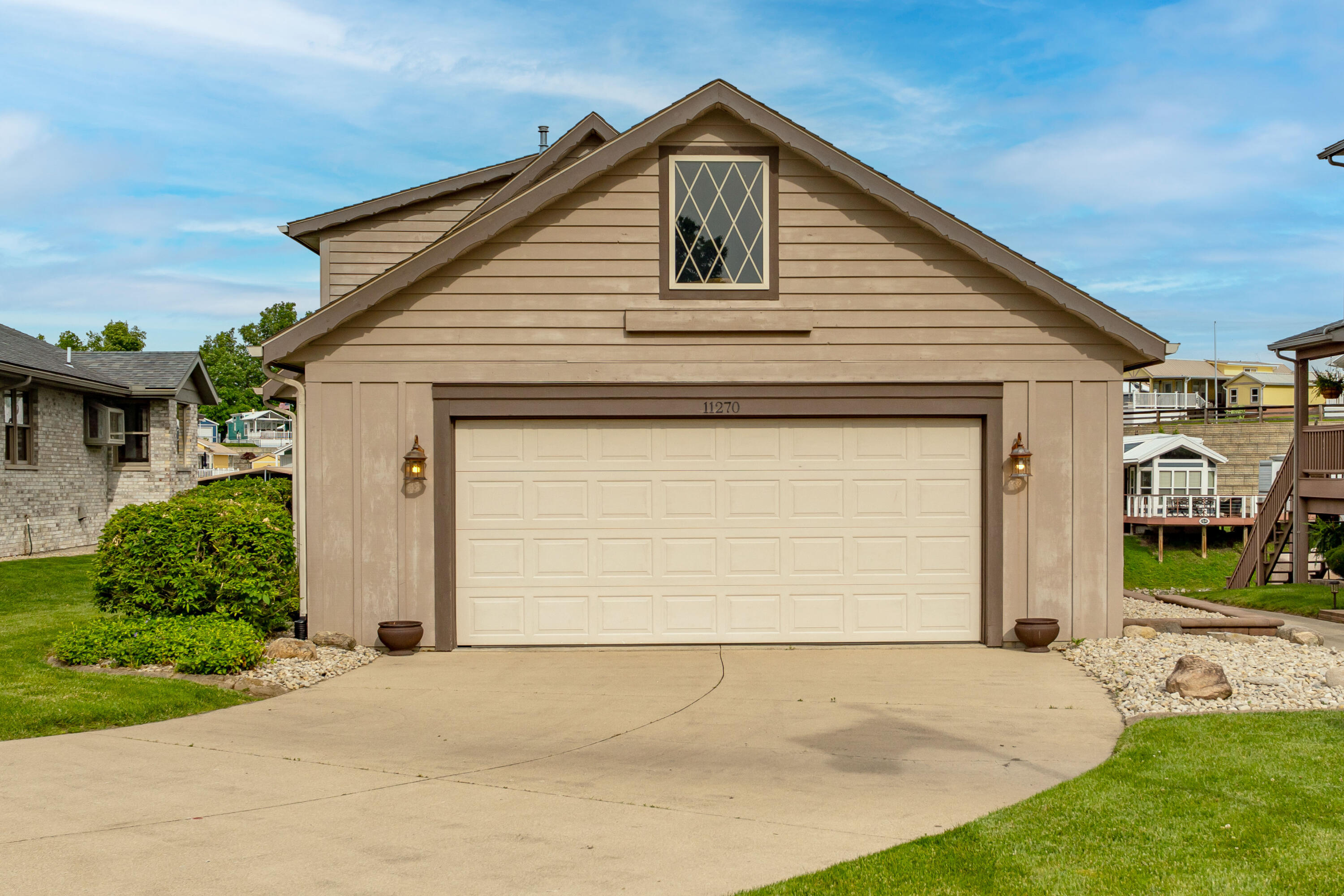 11270 Northlake Place, Lakeview, Ohio 43331