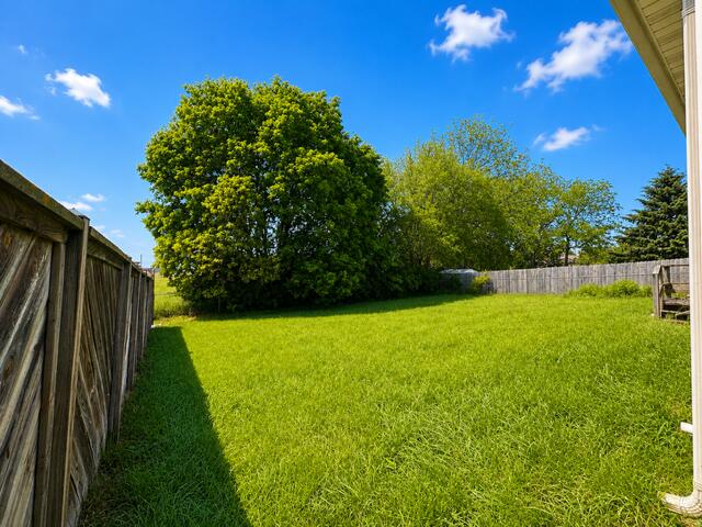 512 Section Line Drive, South Charleston, Ohio 45368