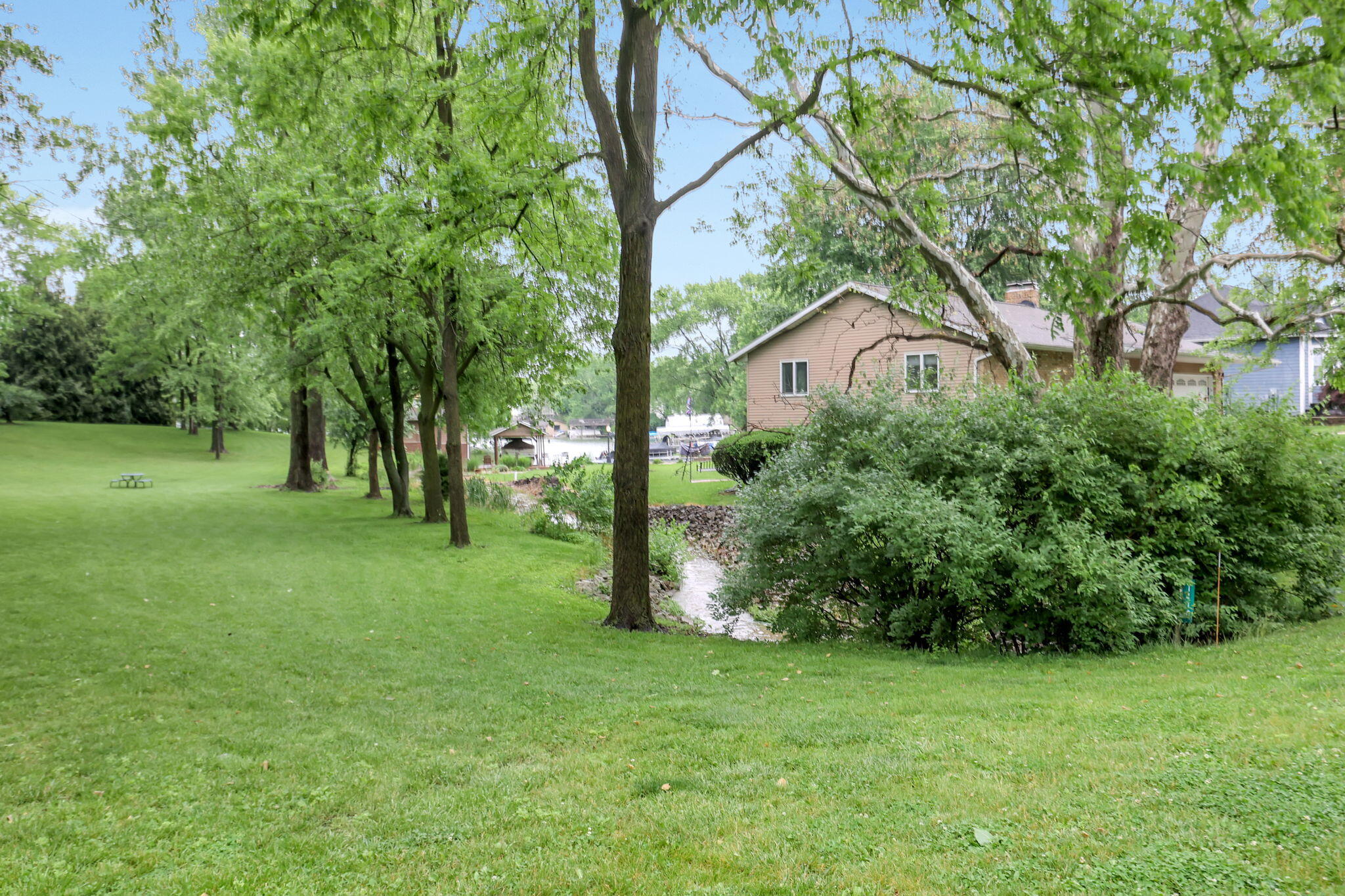 1401 Choctaw Drive, London, Ohio 43140