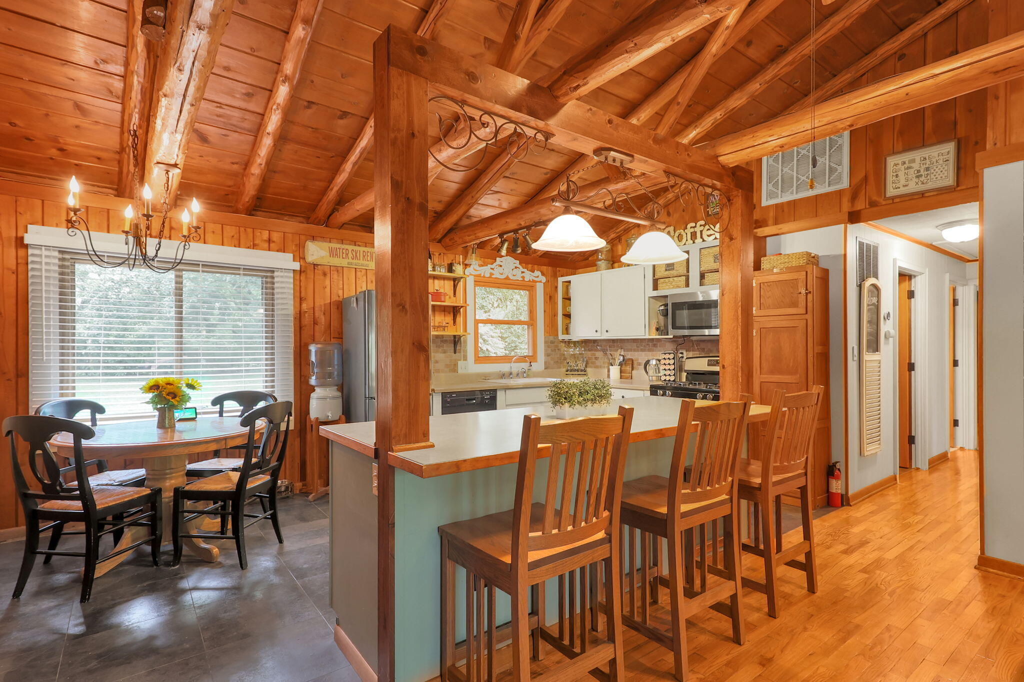 1401 Choctaw Drive, London, Ohio 43140
