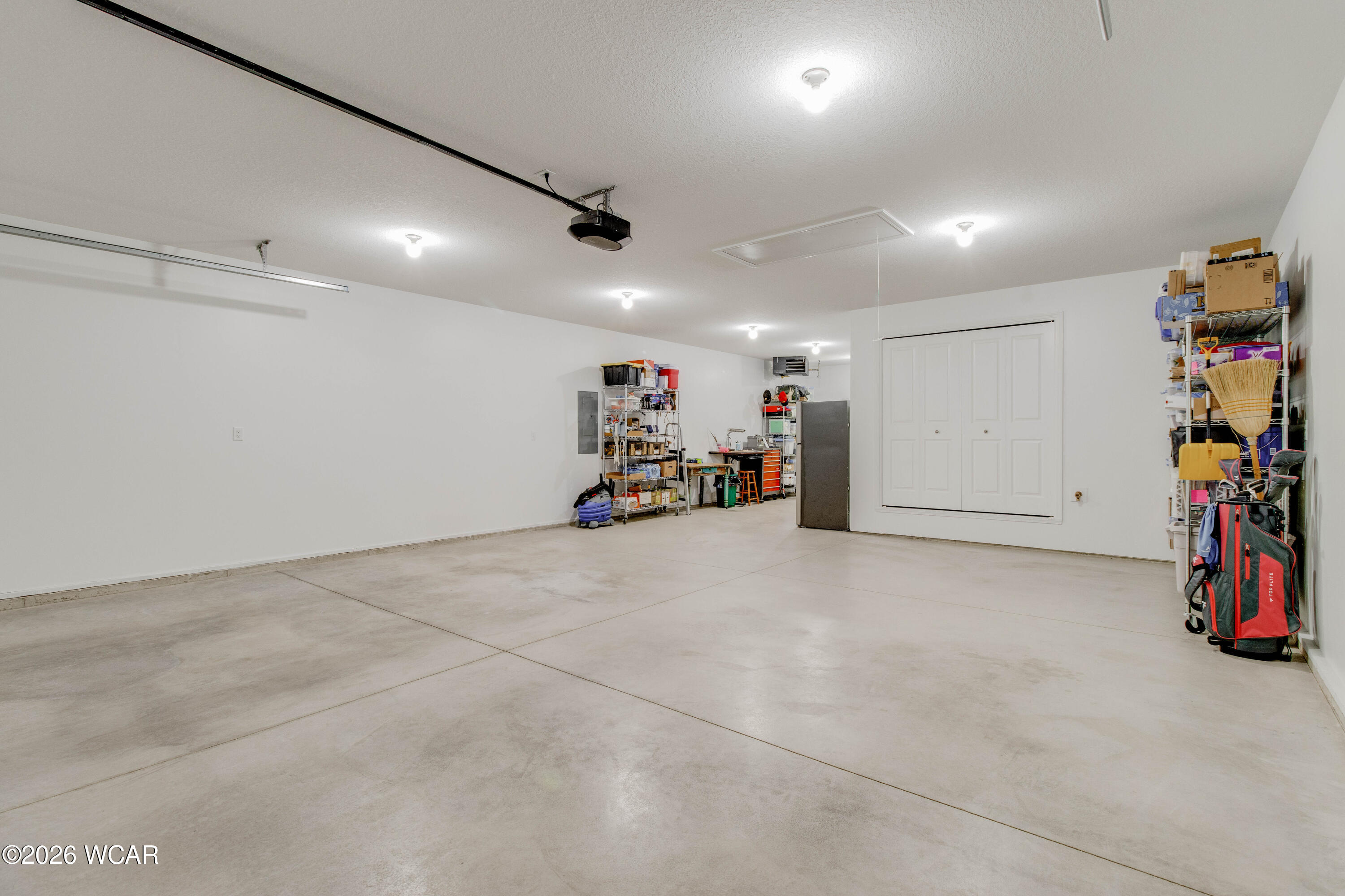 1774 Woodberry Creek Drive, Lima, Ohio