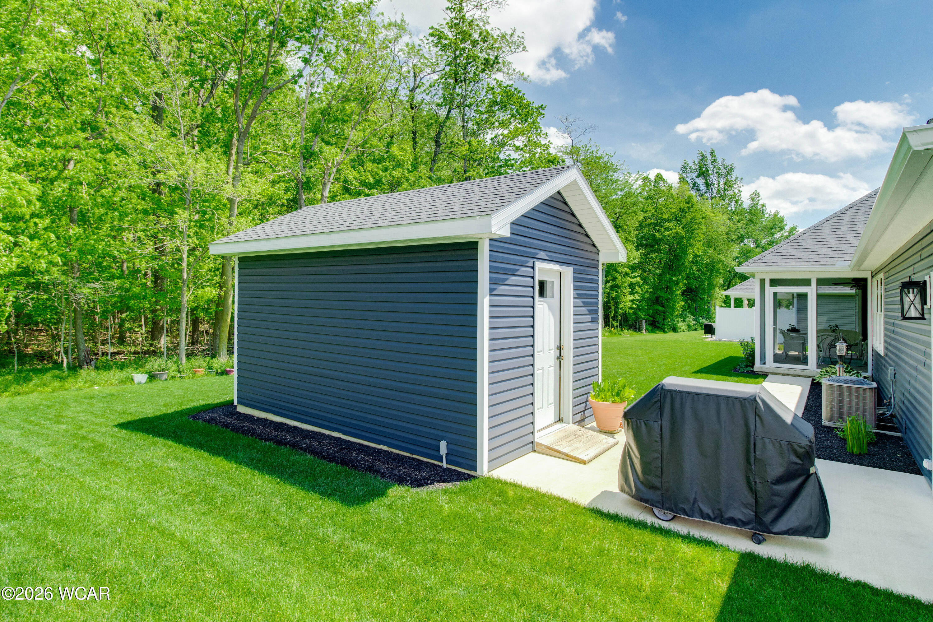 1774 Woodberry Creek Drive, Lima, Ohio