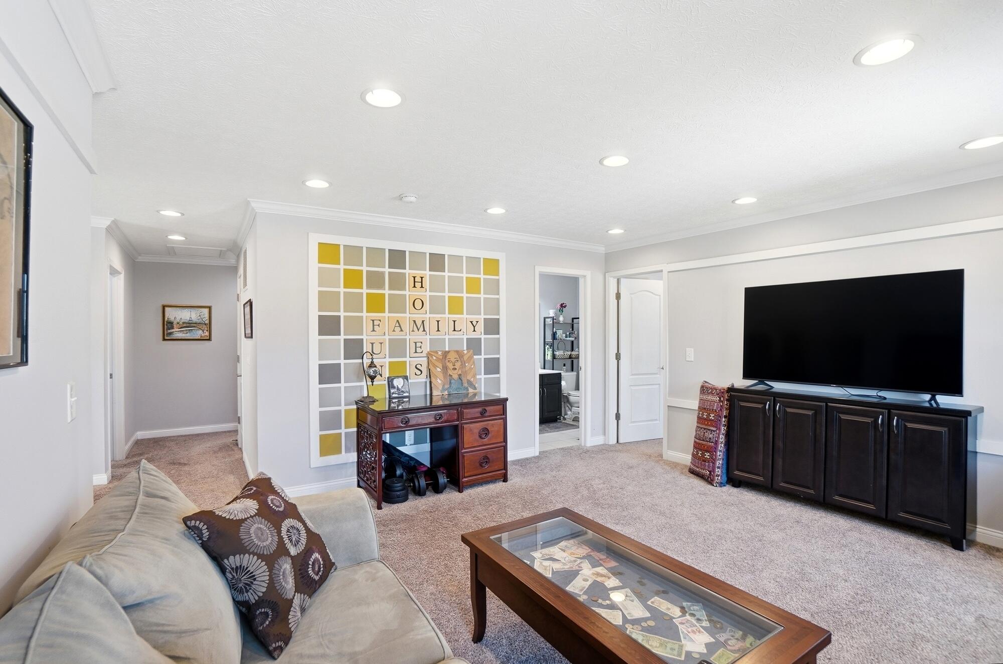 2604 Sunset Maple Drive, Tipp City, Ohio 45371