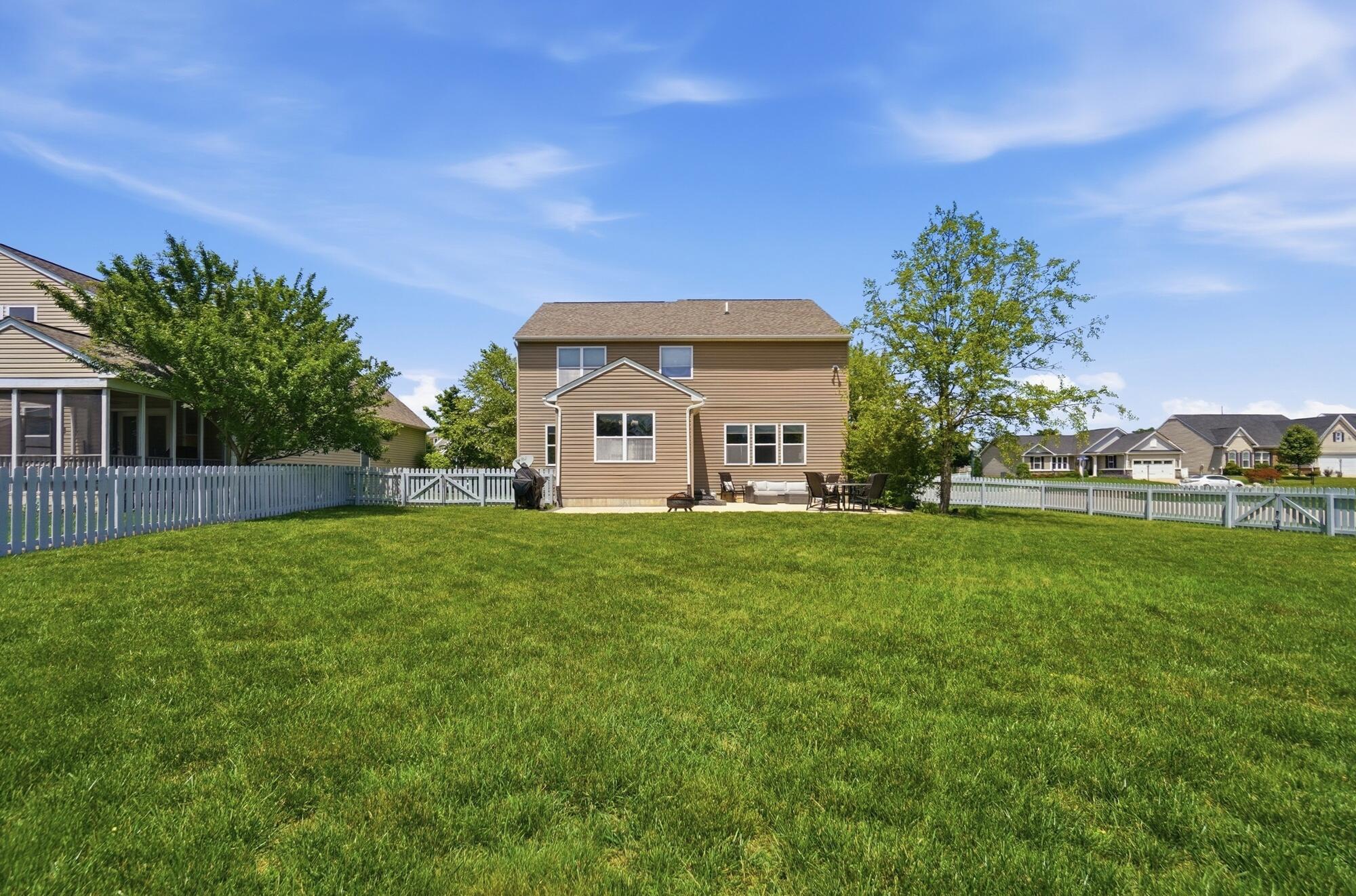 2604 Sunset Maple Drive, Tipp City, Ohio 45371