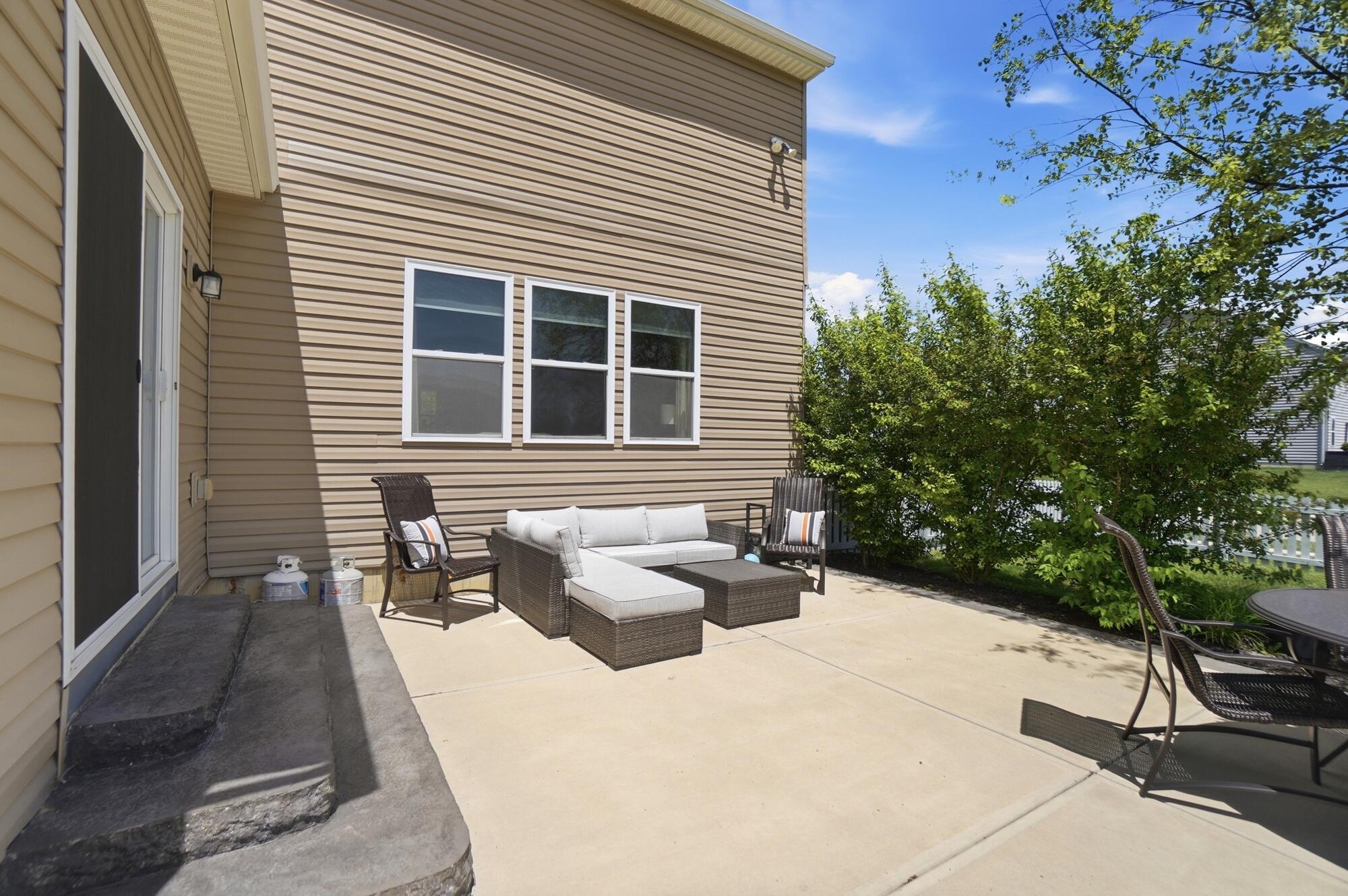 2604 Sunset Maple Drive, Tipp City, Ohio 45371