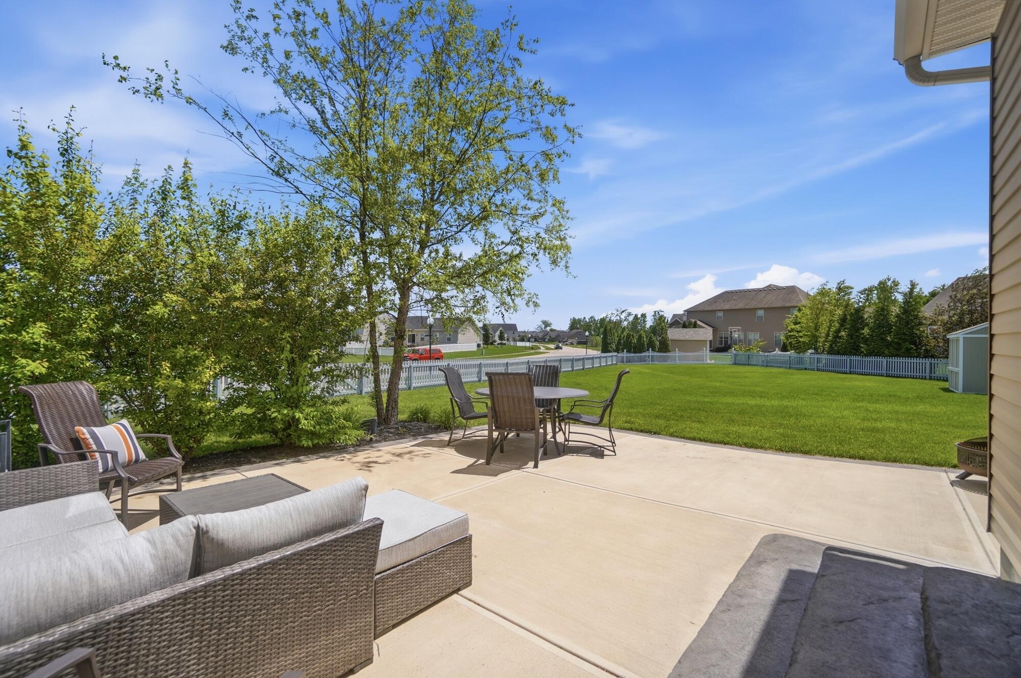 2604 Sunset Maple Drive, Tipp City, Ohio 45371