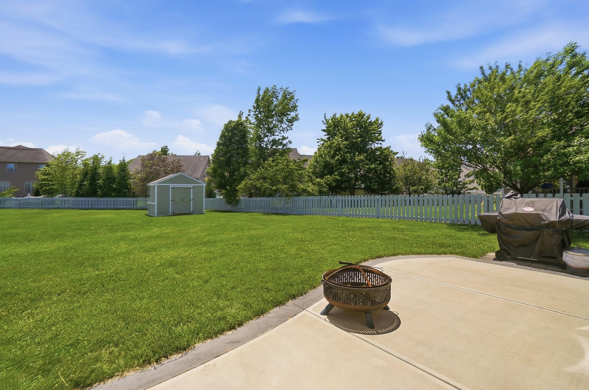 2604 Sunset Maple Drive, Tipp City, Ohio 45371
