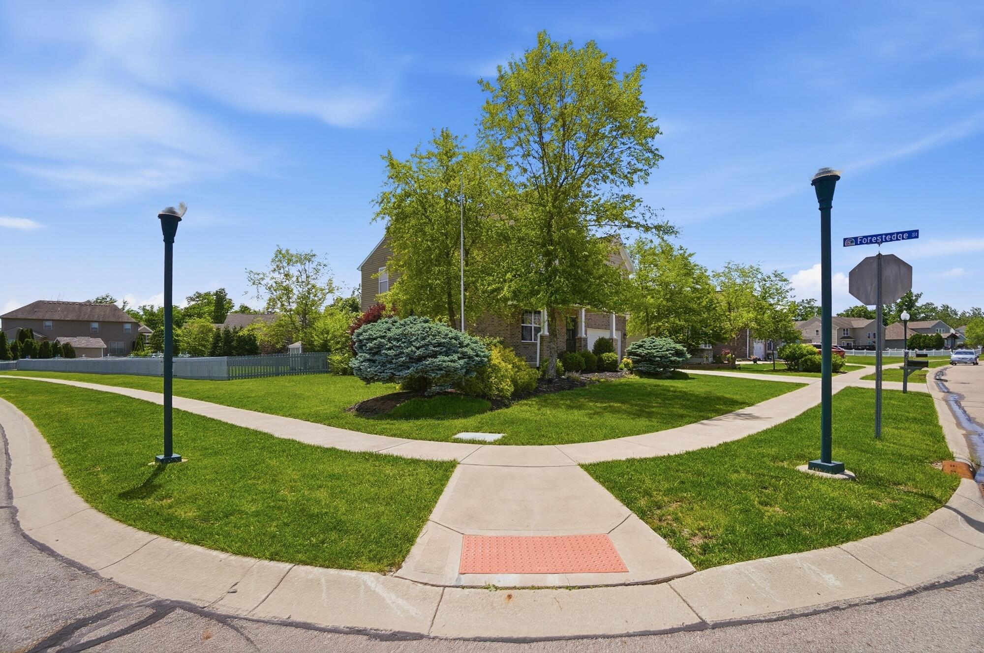 2604 Sunset Maple Drive, Tipp City, Ohio 45371