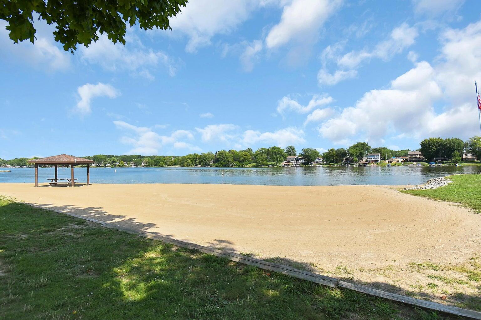 1410 Choctaw Drive, London, Ohio 43140