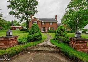 141 Kibler Street, Bluffton, Ohio, 5 Bedrooms Bedrooms, ,3 BathroomsBathrooms,Residential,For Sale,Kibler,310342