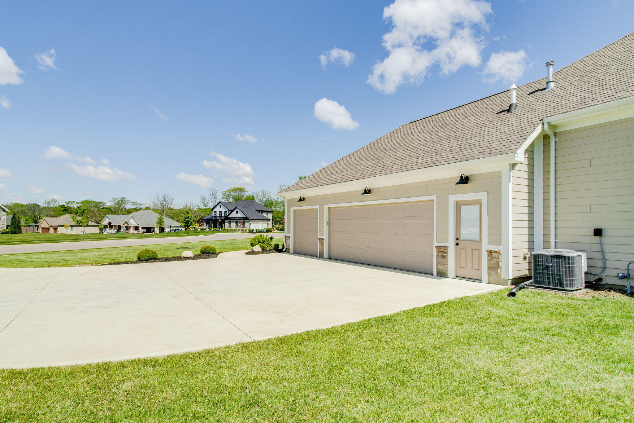 1263 Cole Harbor Drive, Troy, Ohio 45373